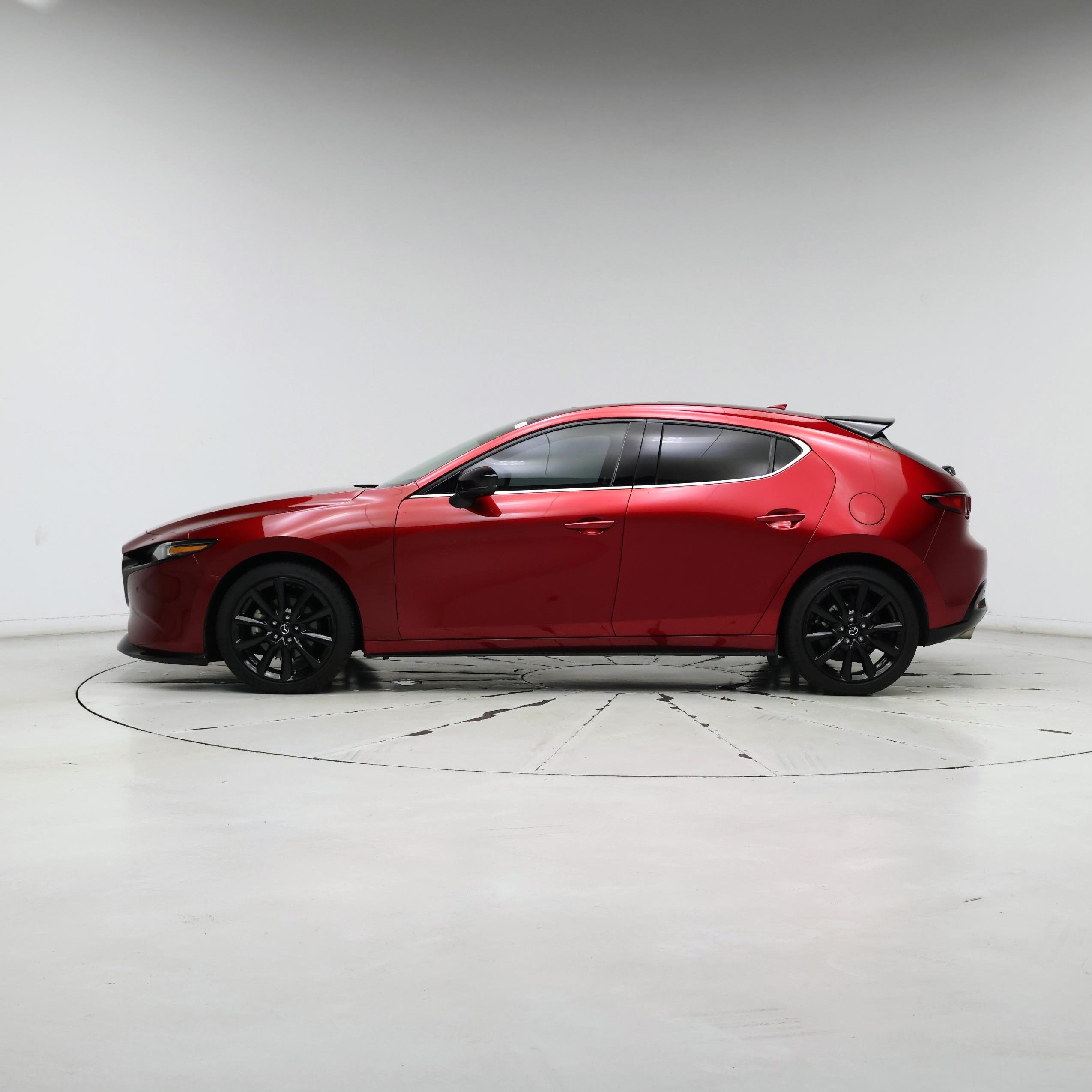 Thumbnail: 2022 Mazda Mazda3 - 3