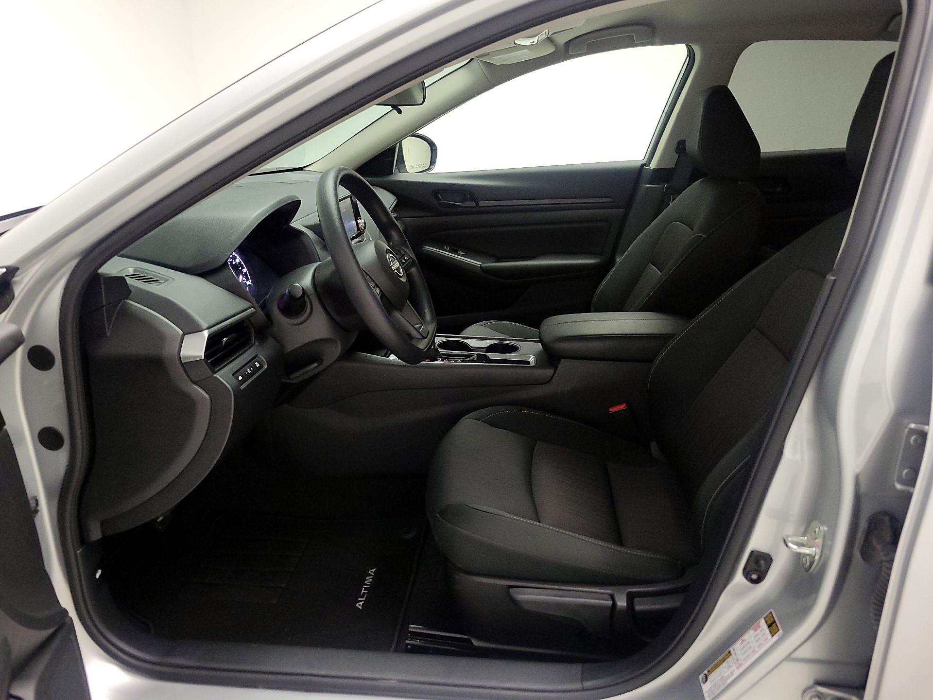 Thumbnail: 2024 Nissan Altima - 11