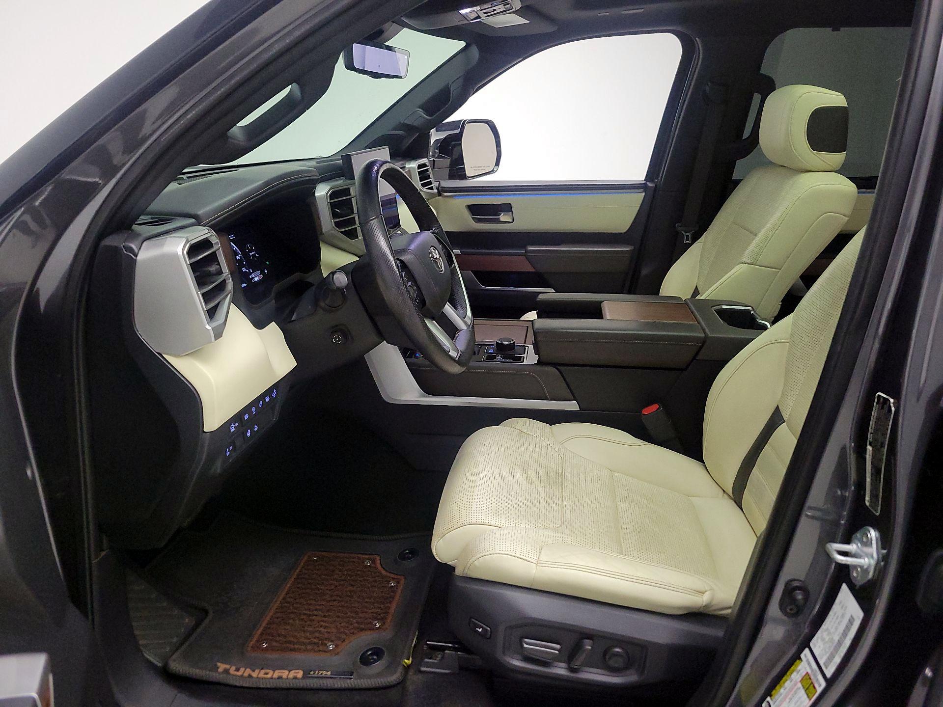 Thumbnail: 2022 Toyota Tundra - 11