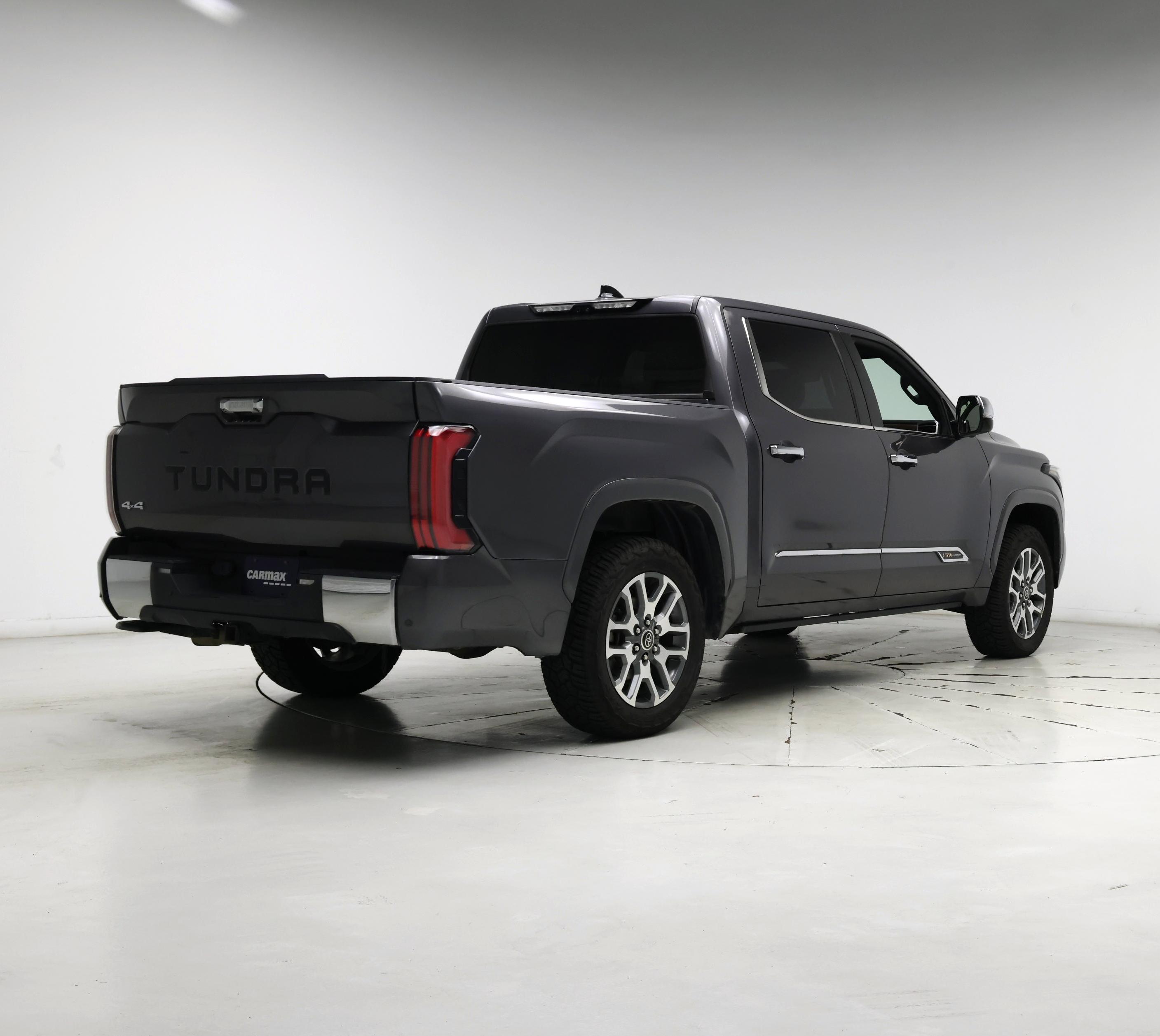 Thumbnail: 2022 Toyota Tundra - 8