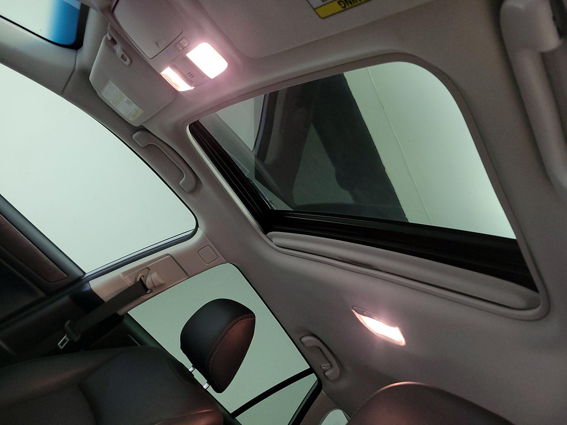 Thumbnail: 2015 Subaru Outback - 20