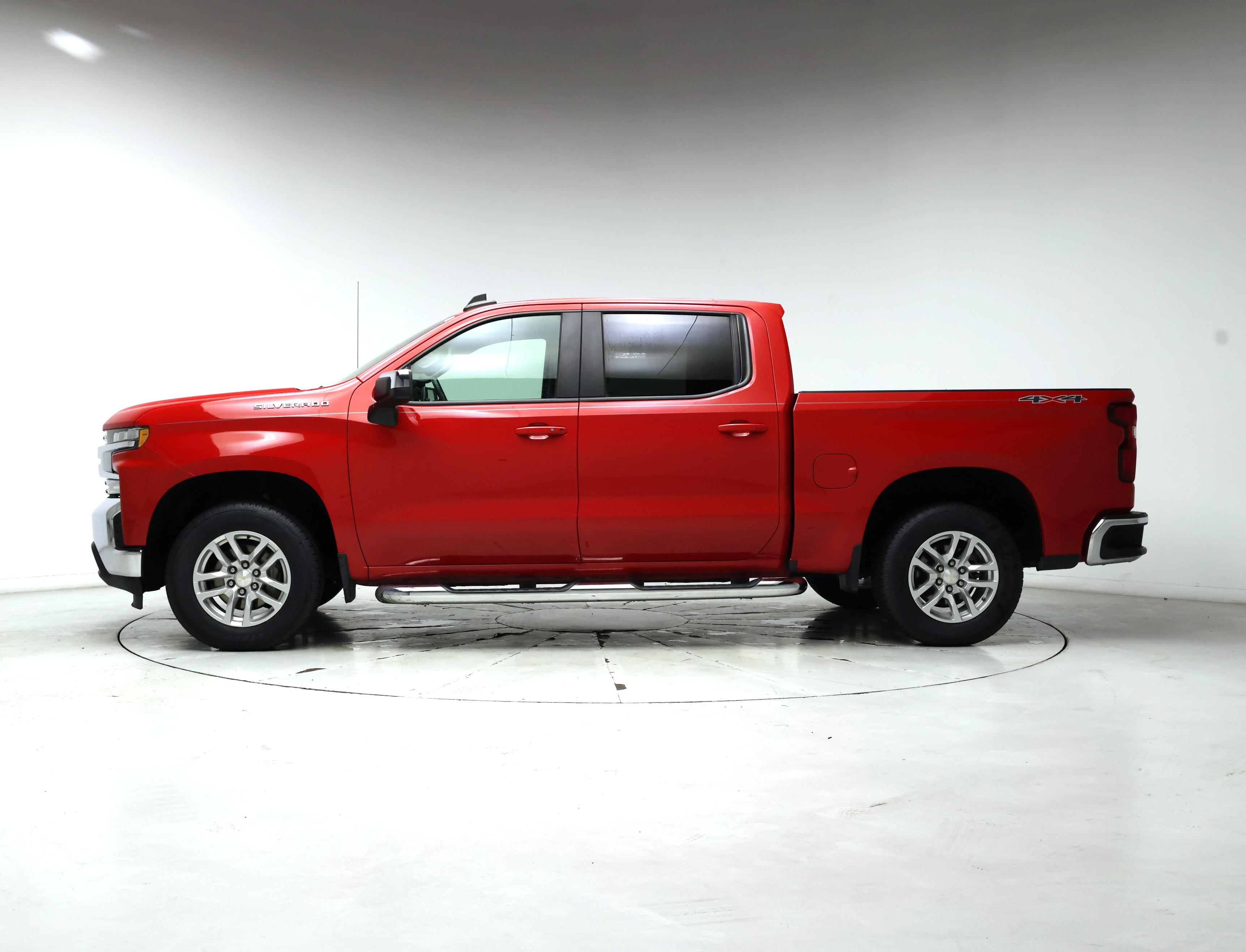 Thumbnail: 2020 Chevrolet Silverado 1500 - 3