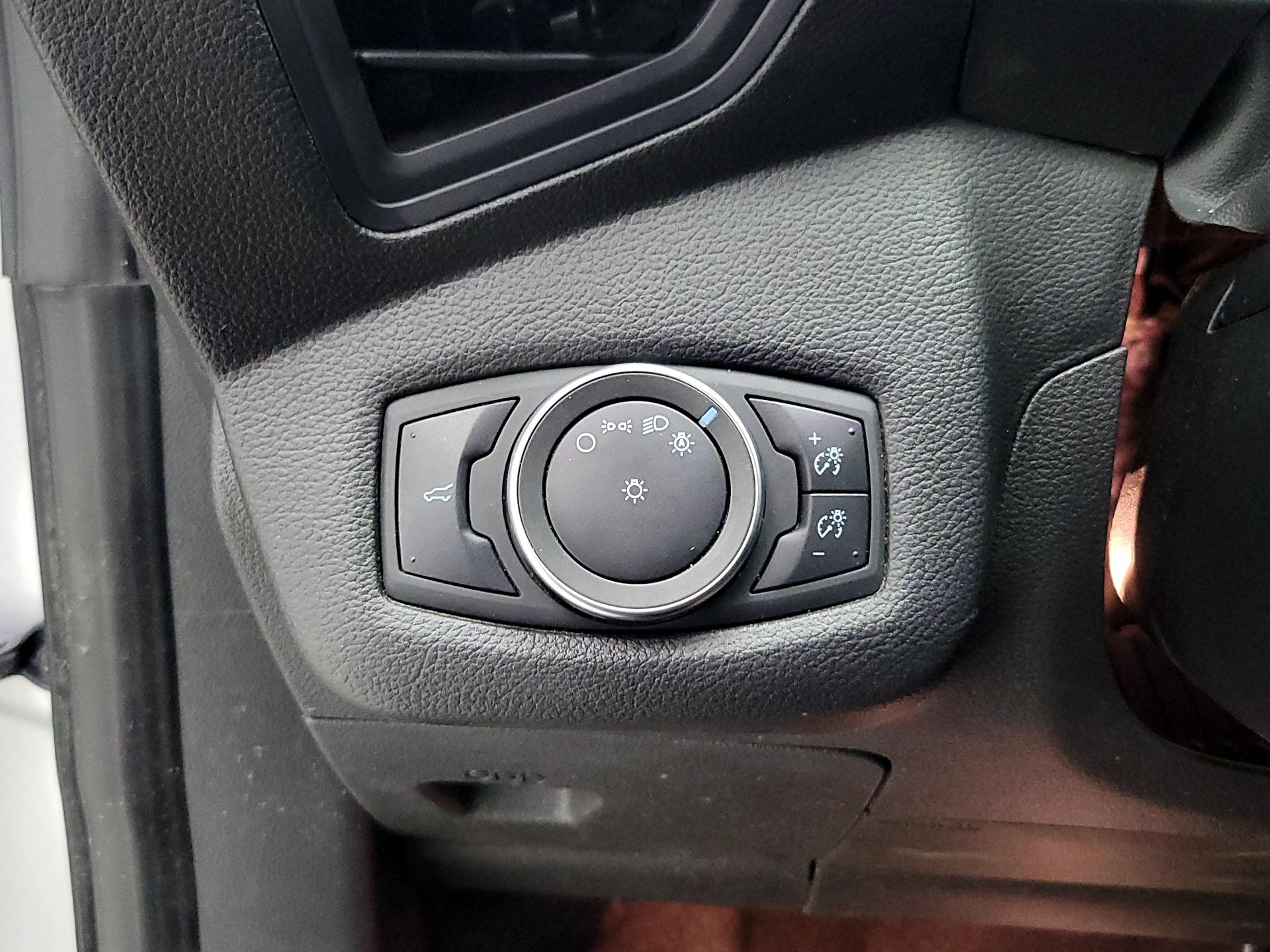 Thumbnail: 2019 Ford Escape - 13