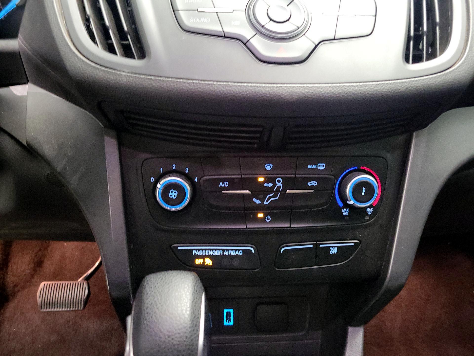 Thumbnail: 2019 Ford Escape - 16