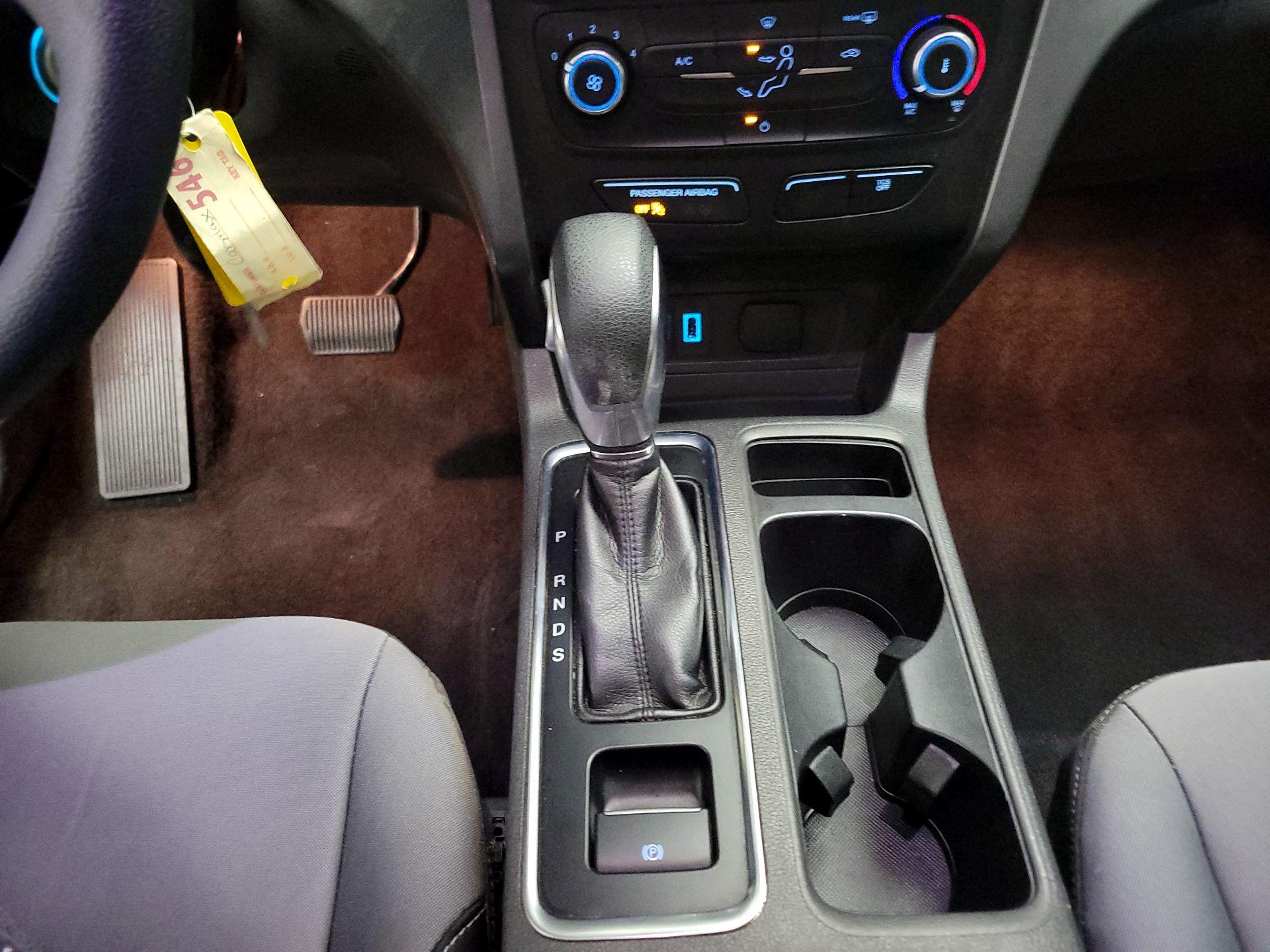 Thumbnail: 2019 Ford Escape - 17