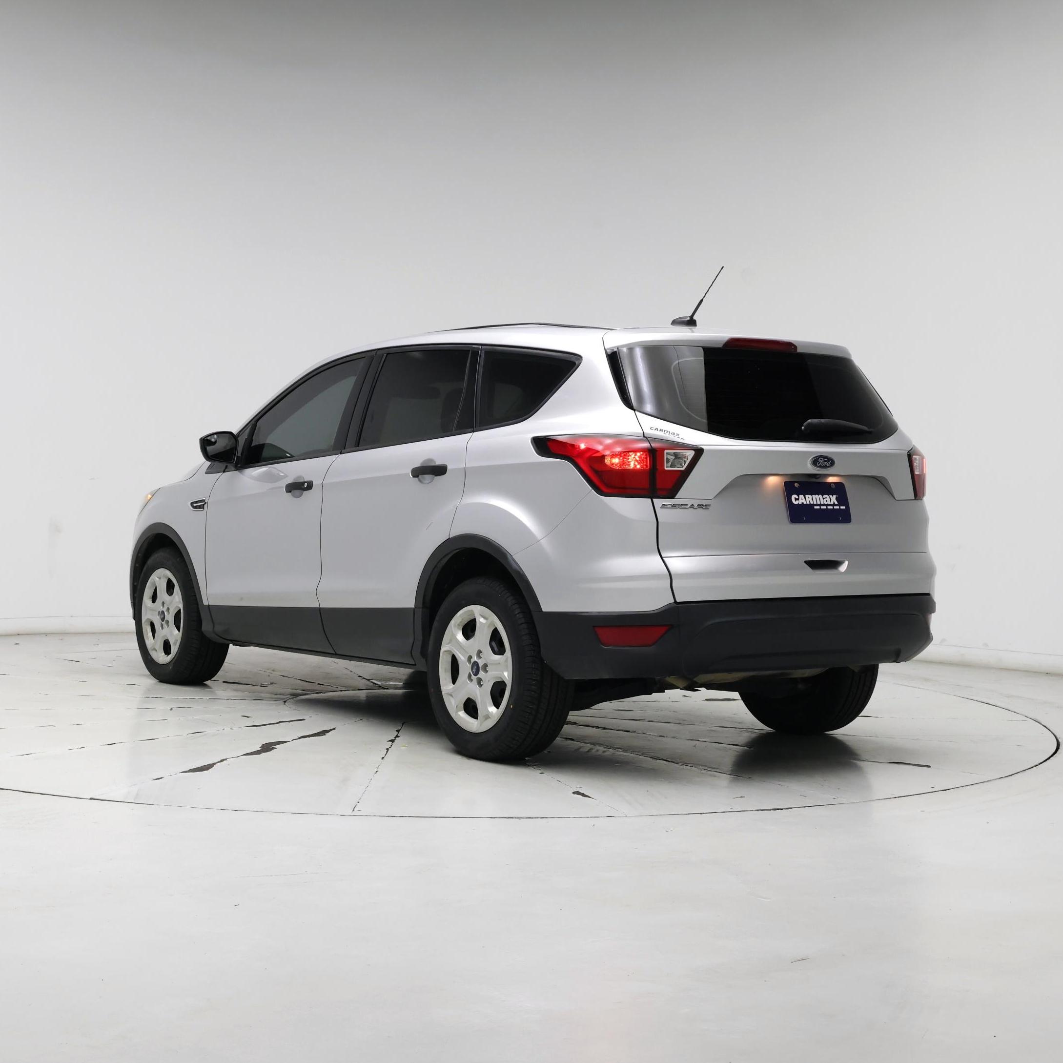 Thumbnail: 2019 Ford Escape - 2