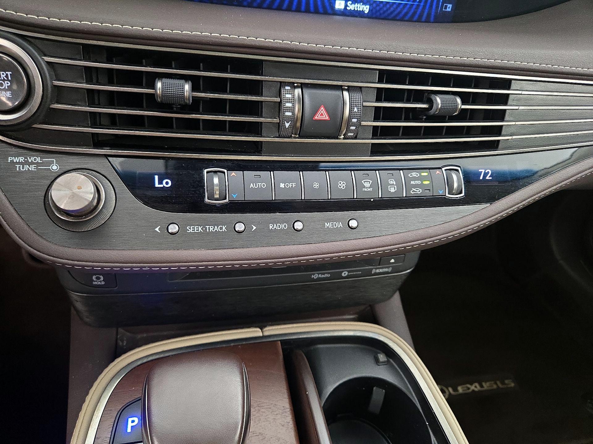 Thumbnail: 2020 Lexus LS - 17