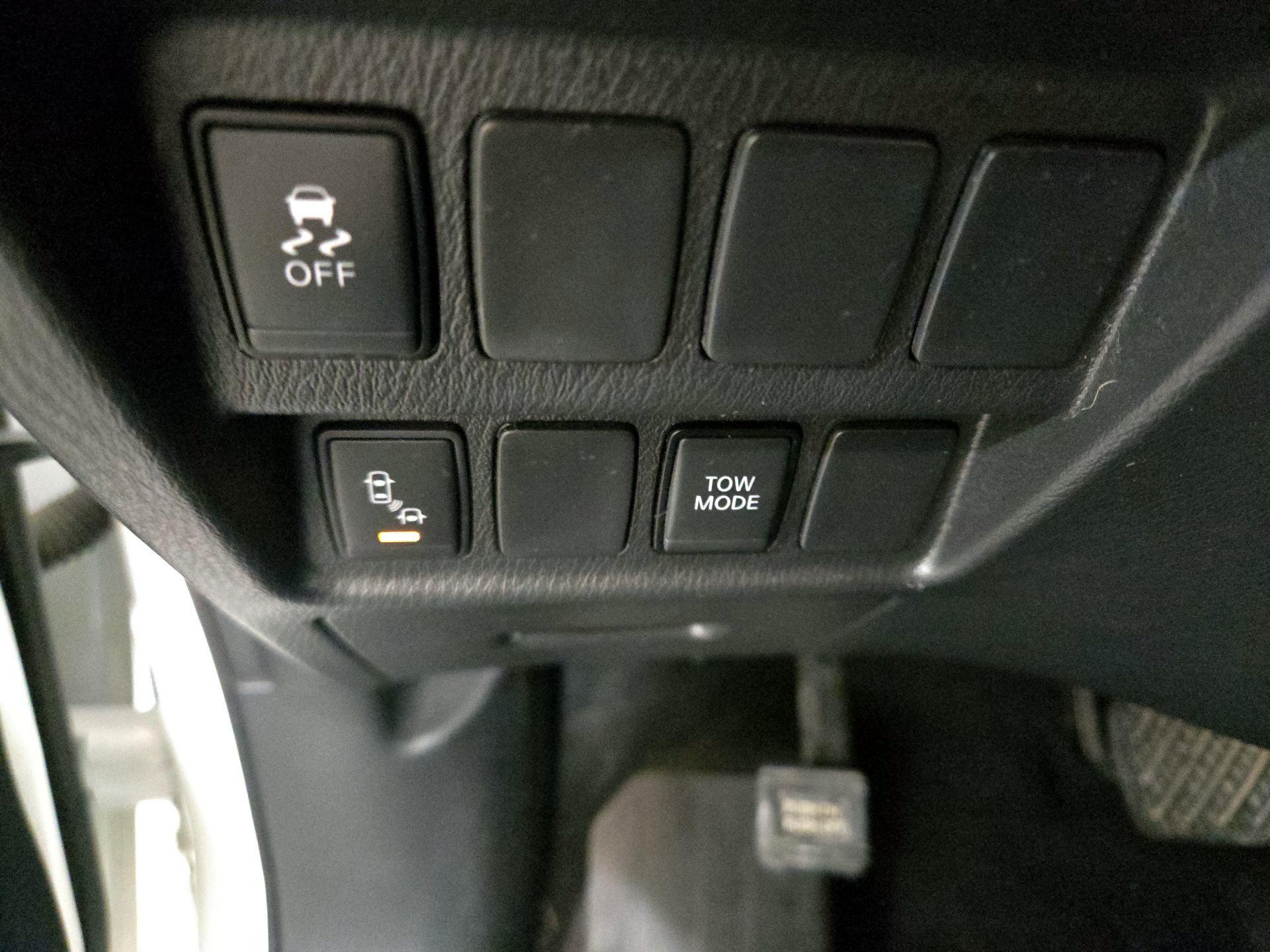 Thumbnail: 2019 Nissan Pathfinder - 13