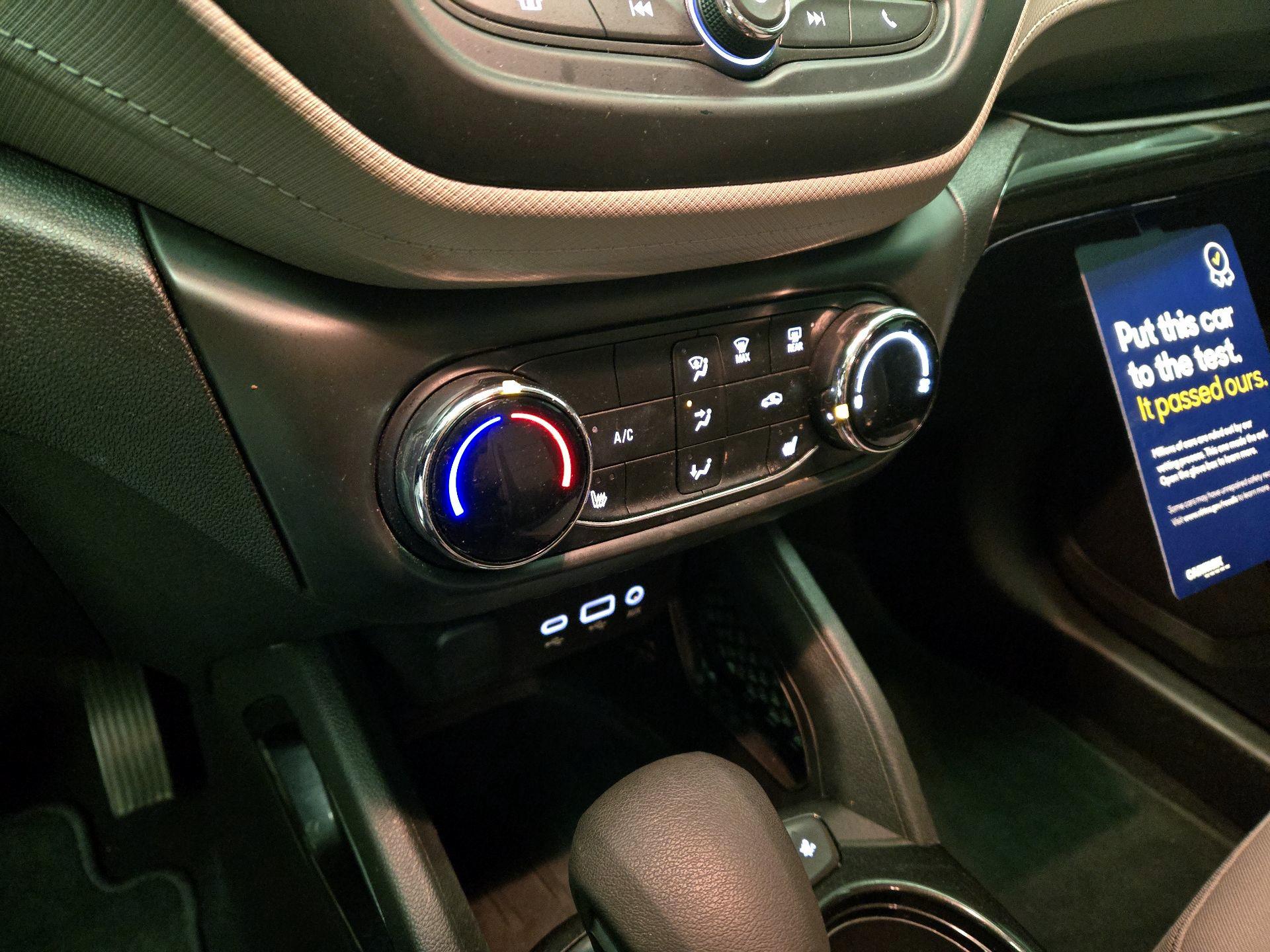 Thumbnail: 2022 Chevrolet TrailBlazer - 16