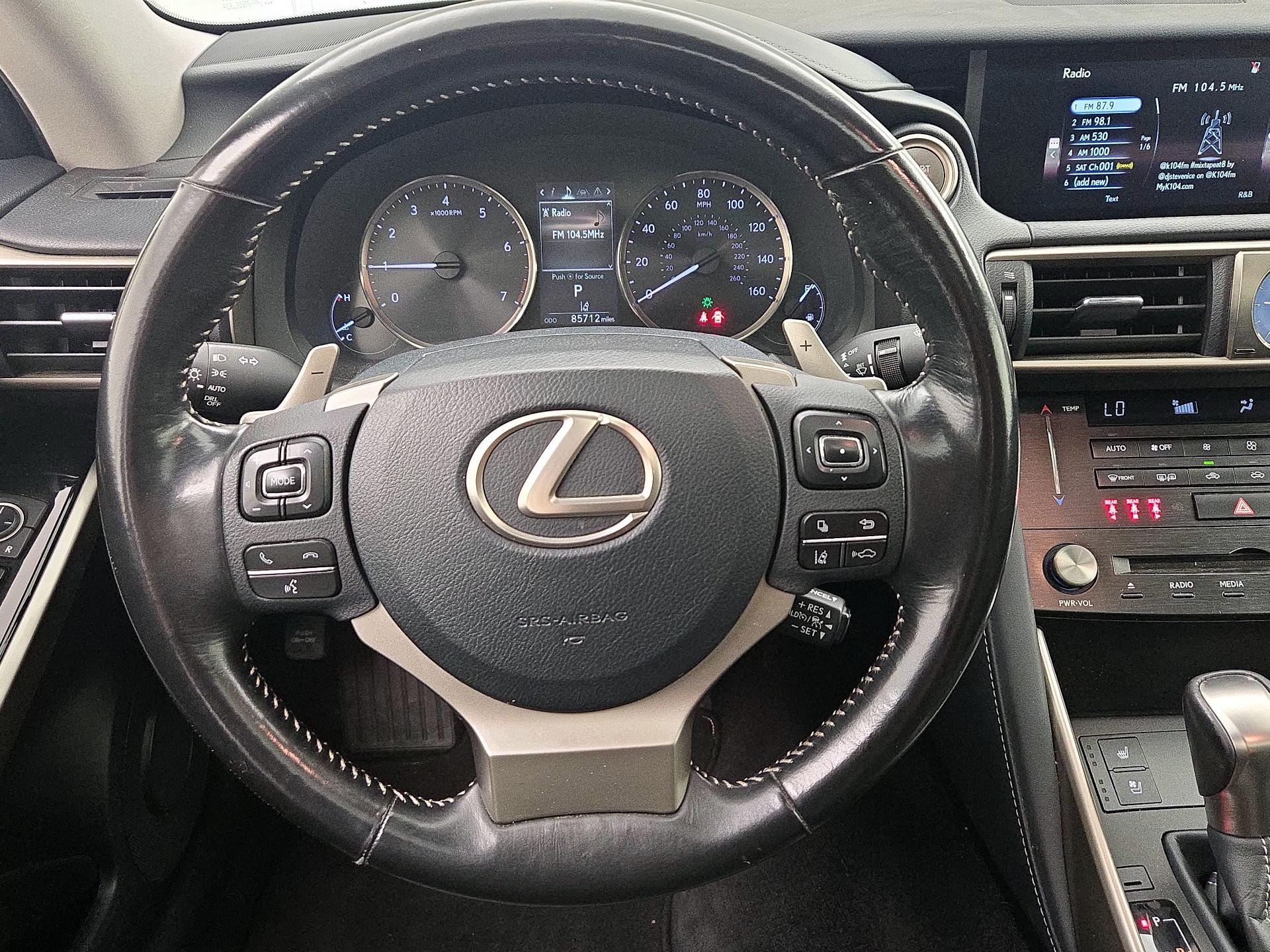 Thumbnail: 2017 Lexus IS - 10