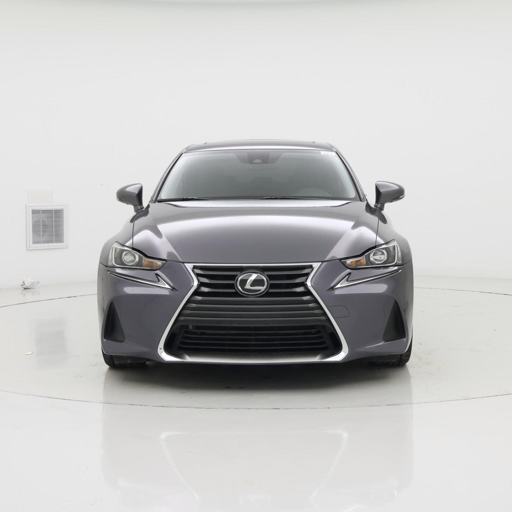 Thumbnail: 2017 Lexus IS - 5