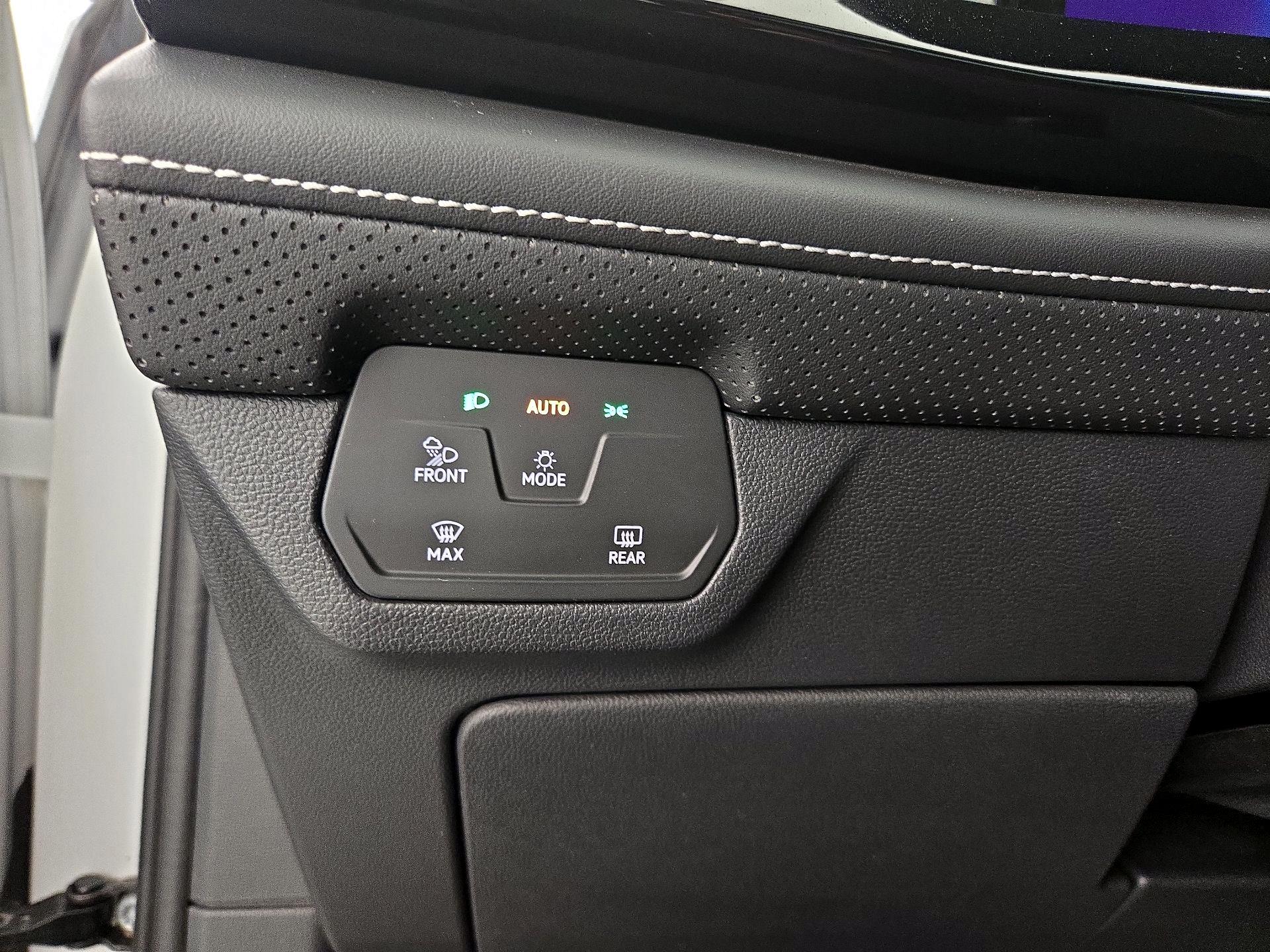 Thumbnail: 2024 Volkswagen Atlas - 13