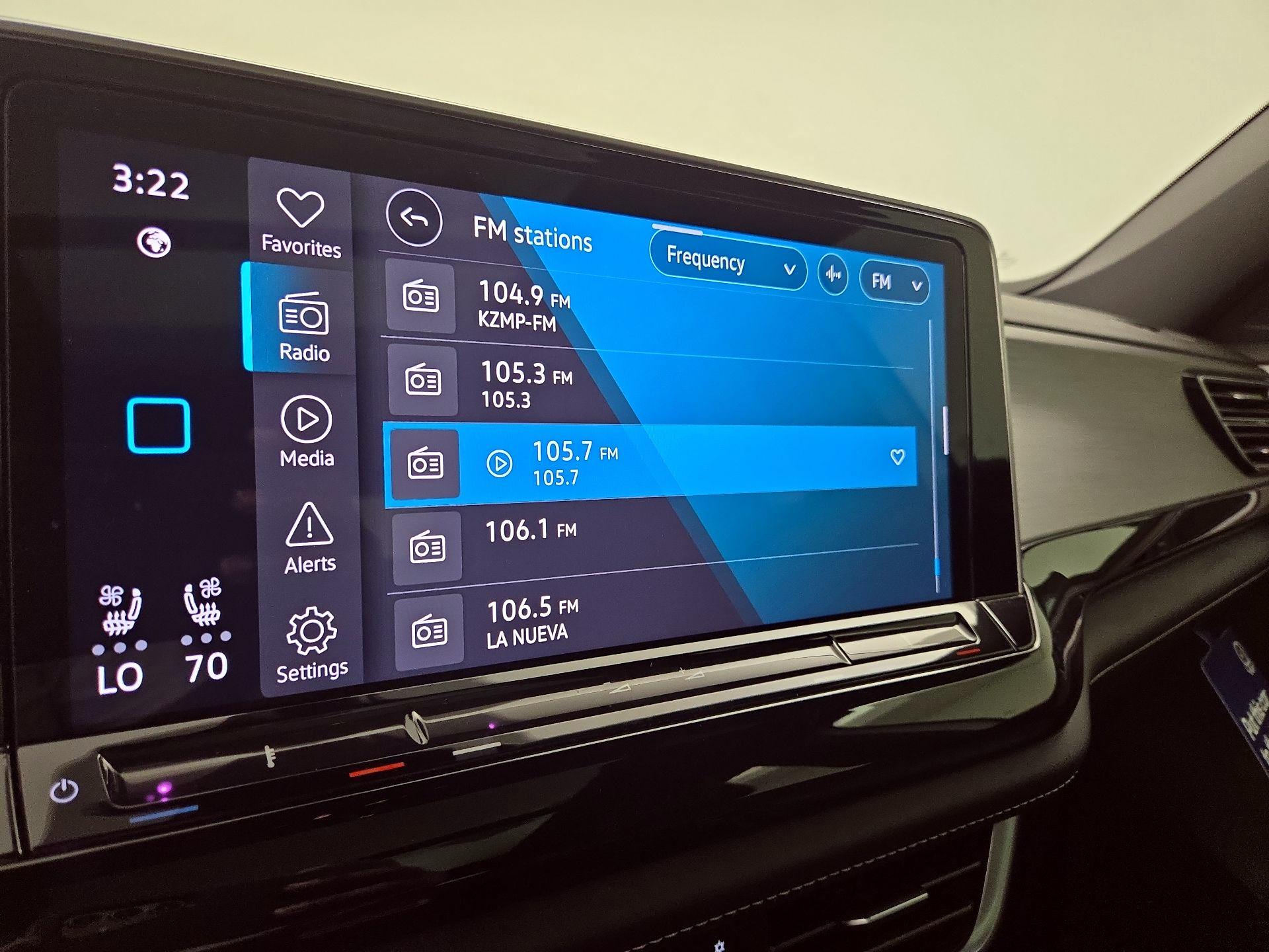 Thumbnail: 2024 Volkswagen Atlas - 15