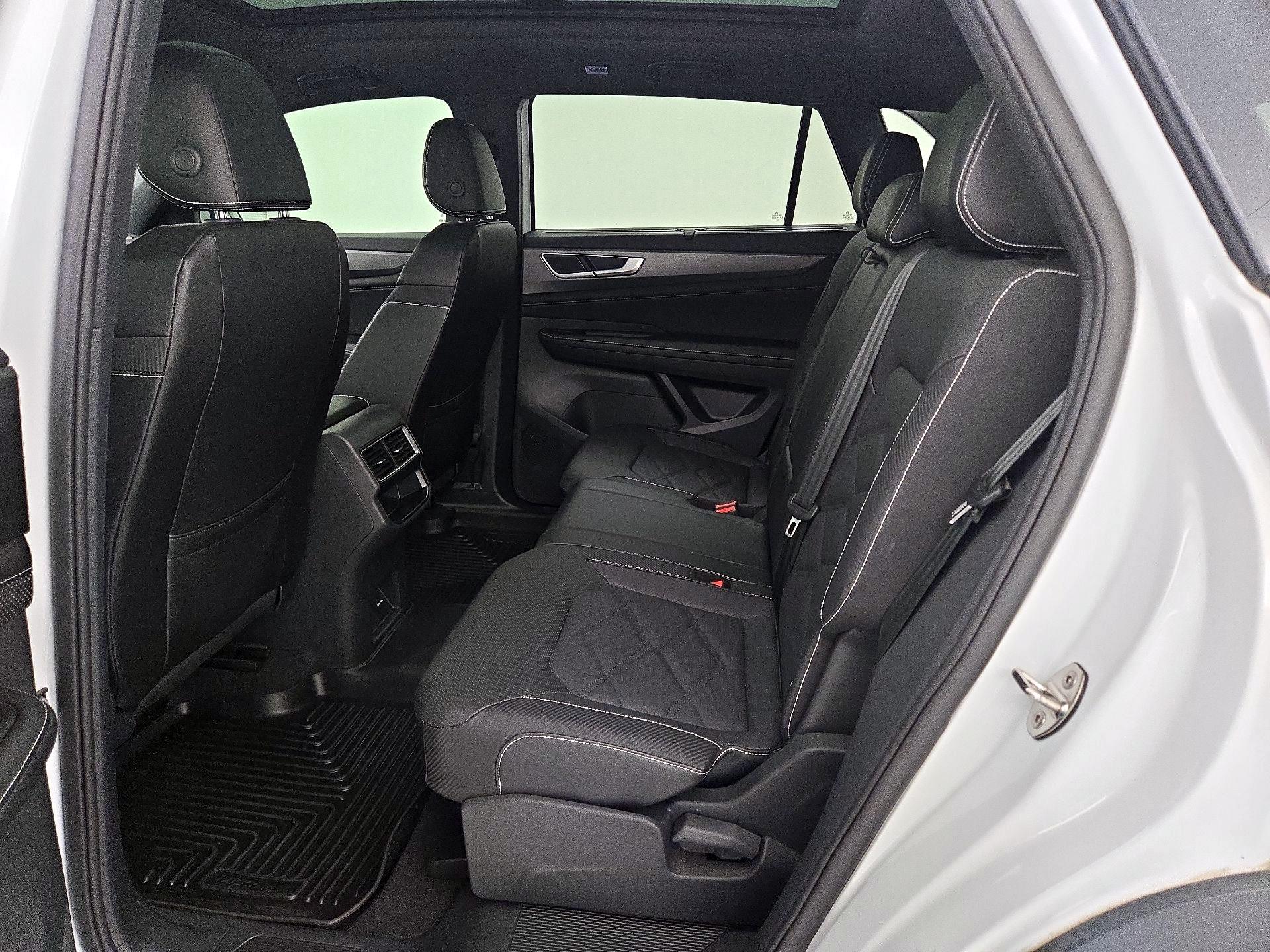 Thumbnail: 2024 Volkswagen Atlas - 20