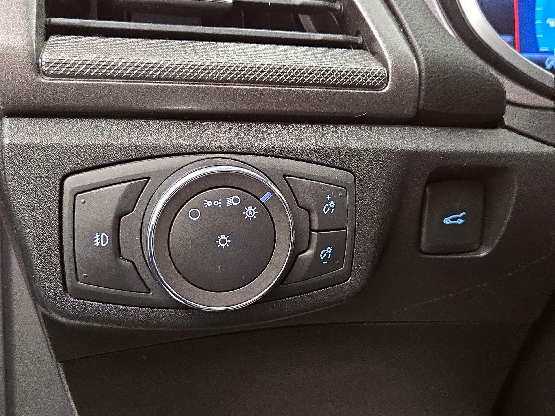 Thumbnail: 2019 Ford Fusion - 13