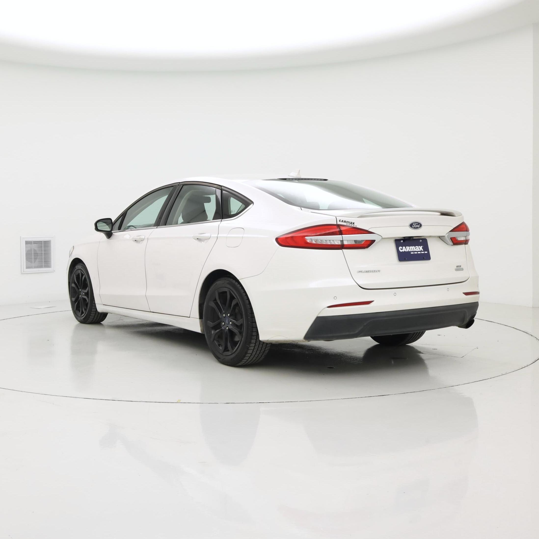 Thumbnail: 2019 Ford Fusion - 2