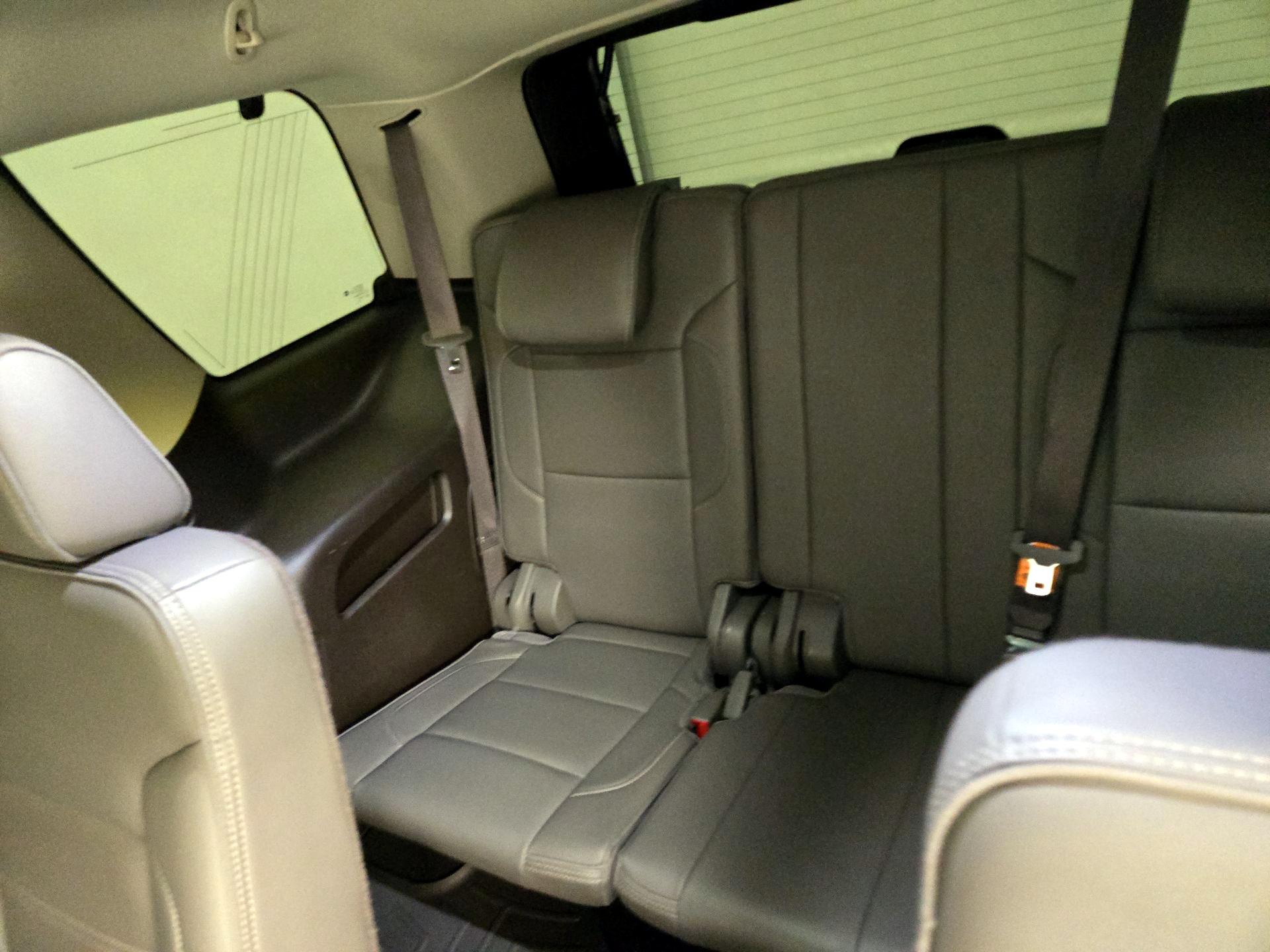 Thumbnail: 2019 GMC Yukon - 18