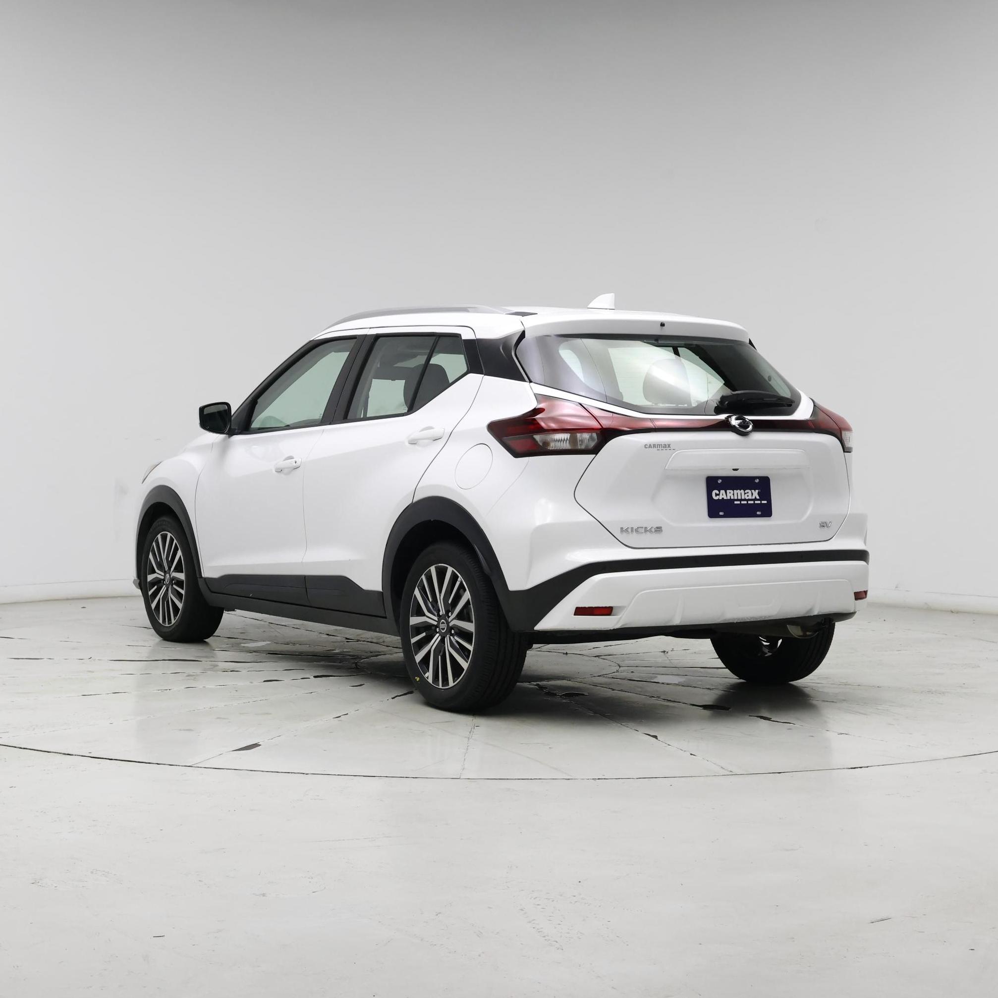 Thumbnail: 2021 Nissan Kicks - 2