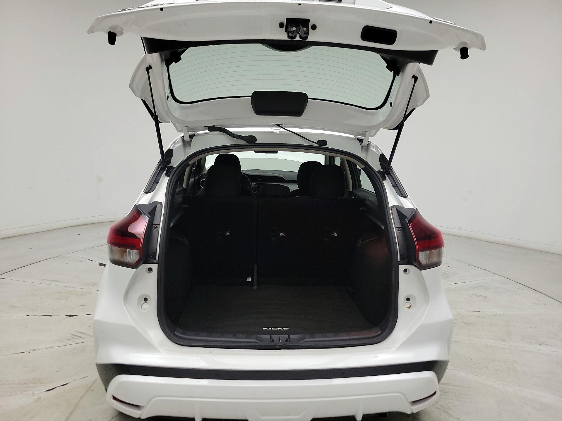 Thumbnail: 2021 Nissan Kicks - 20