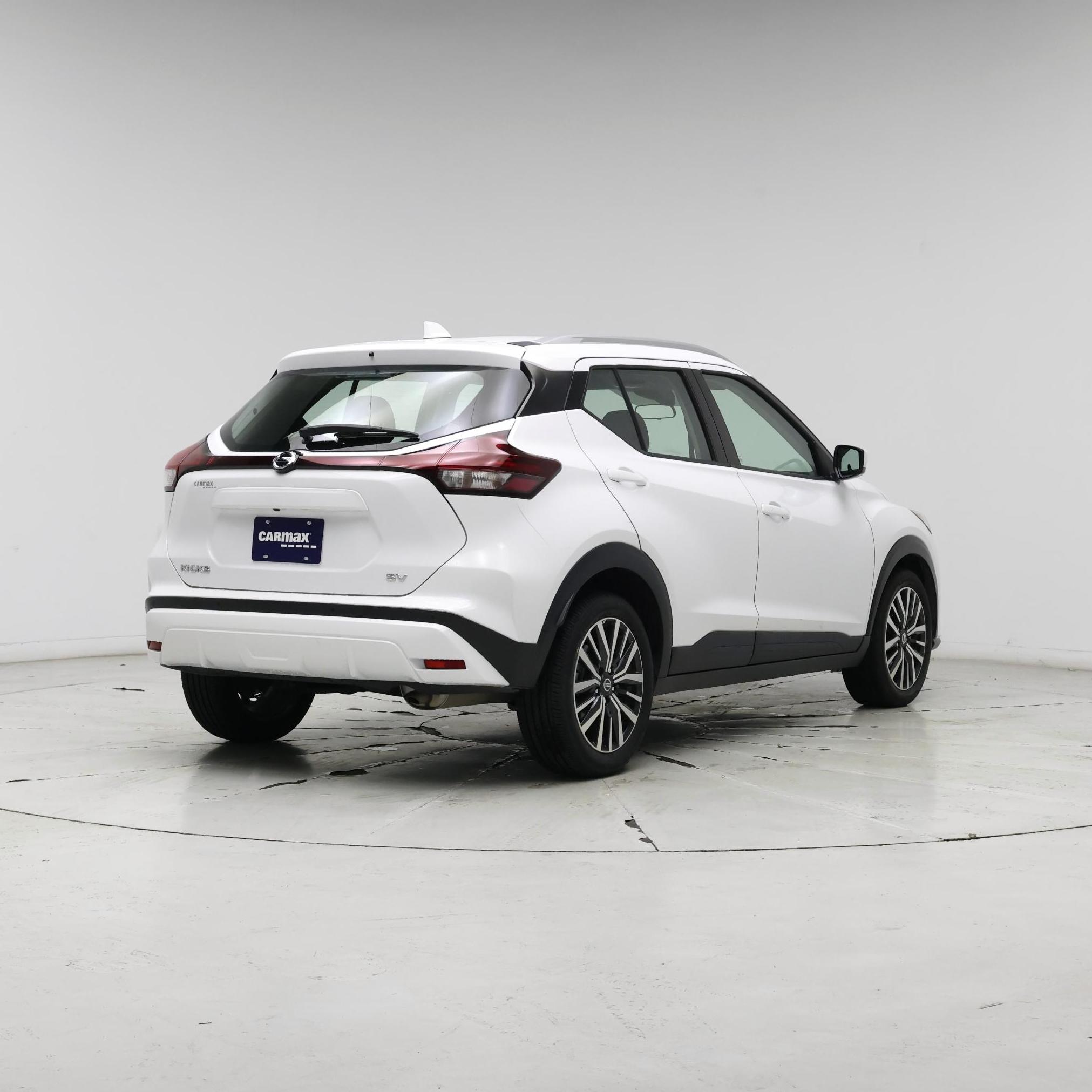 Thumbnail: 2021 Nissan Kicks - 8