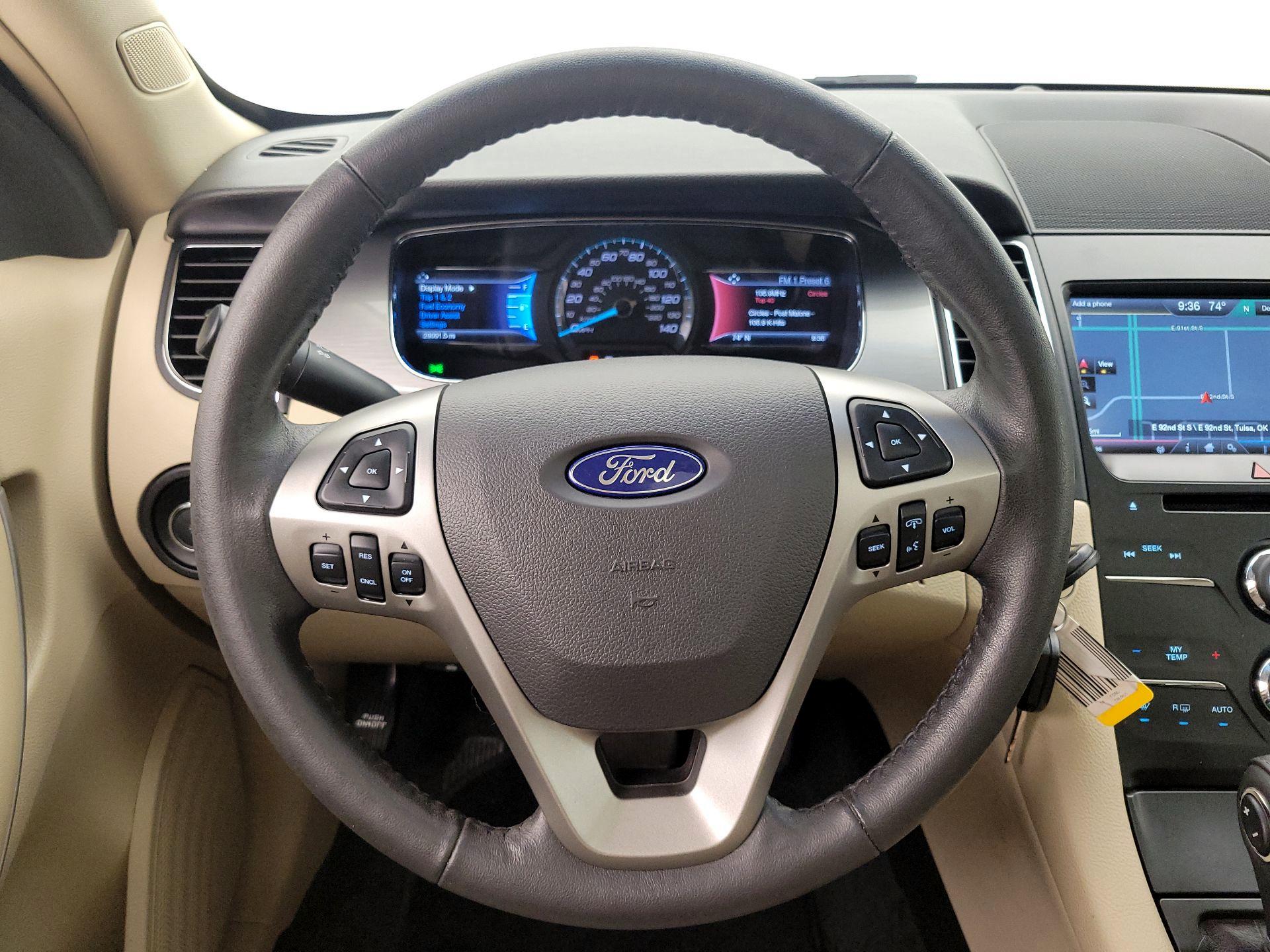 Thumbnail: 2014 Ford Taurus - 10