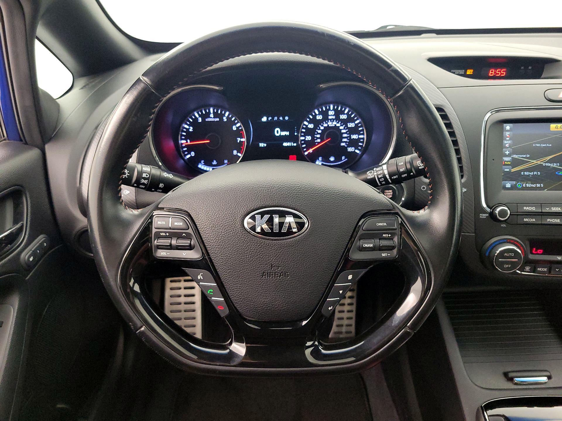 Thumbnail: 2017 Kia Forte - 10