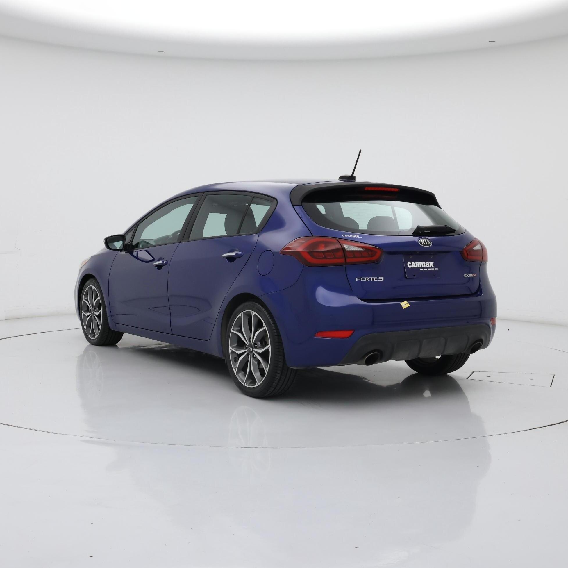 Thumbnail: 2017 Kia Forte - 2