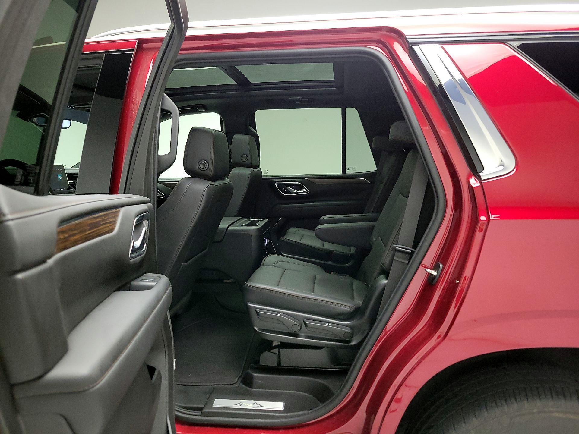 Thumbnail: 2024 Chevrolet Tahoe - 20