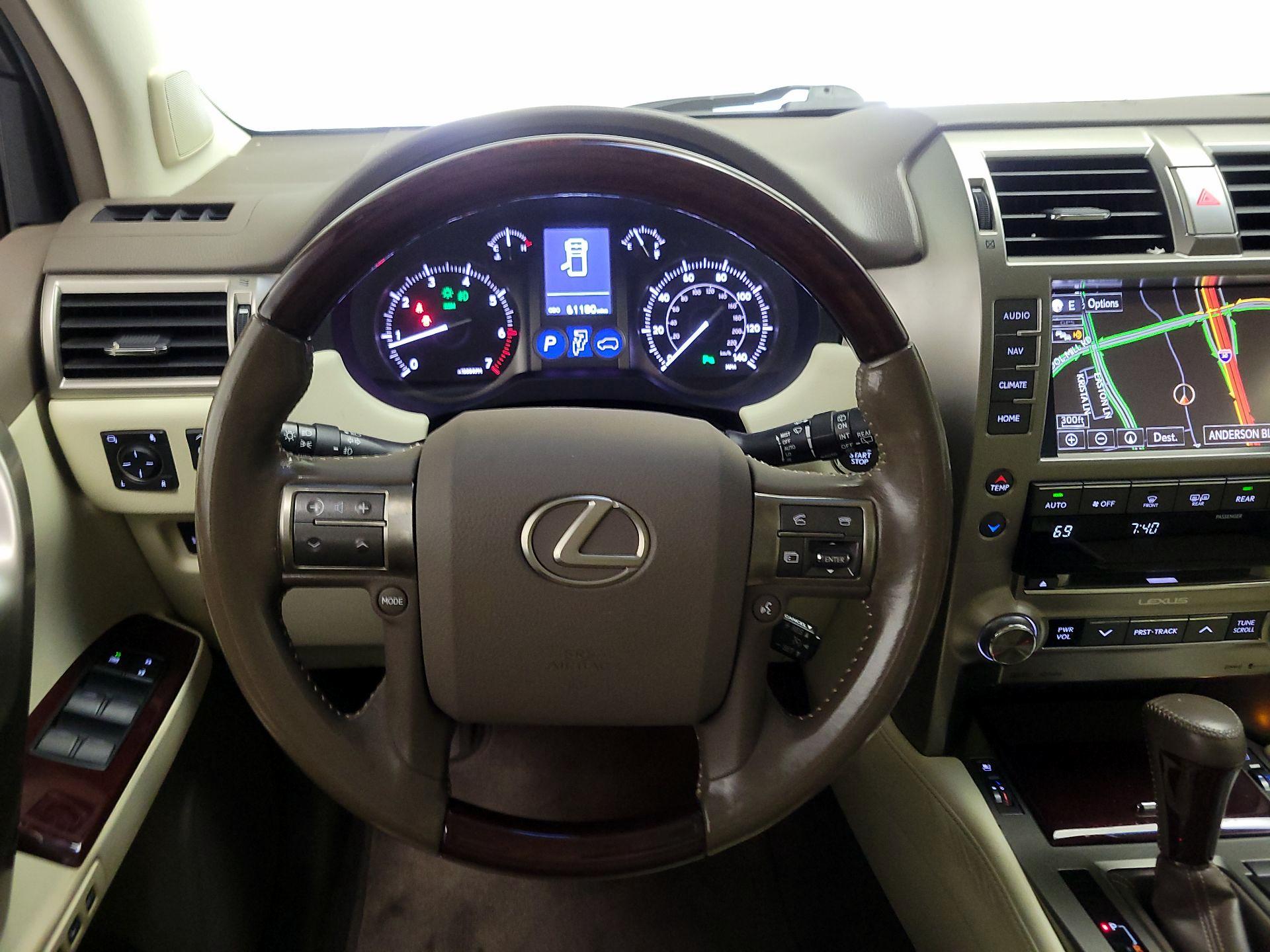 Thumbnail: 2019 Lexus GX - 10