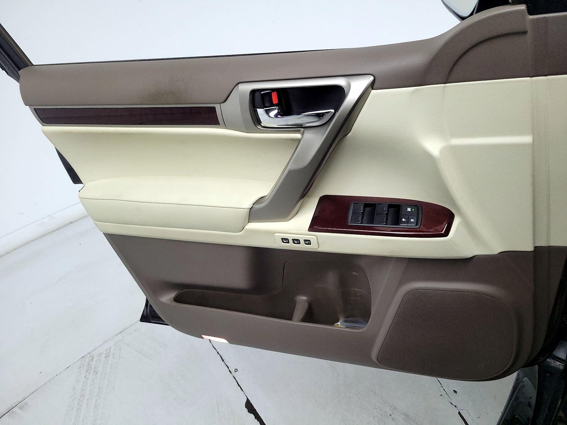 Thumbnail: 2019 Lexus GX - 12