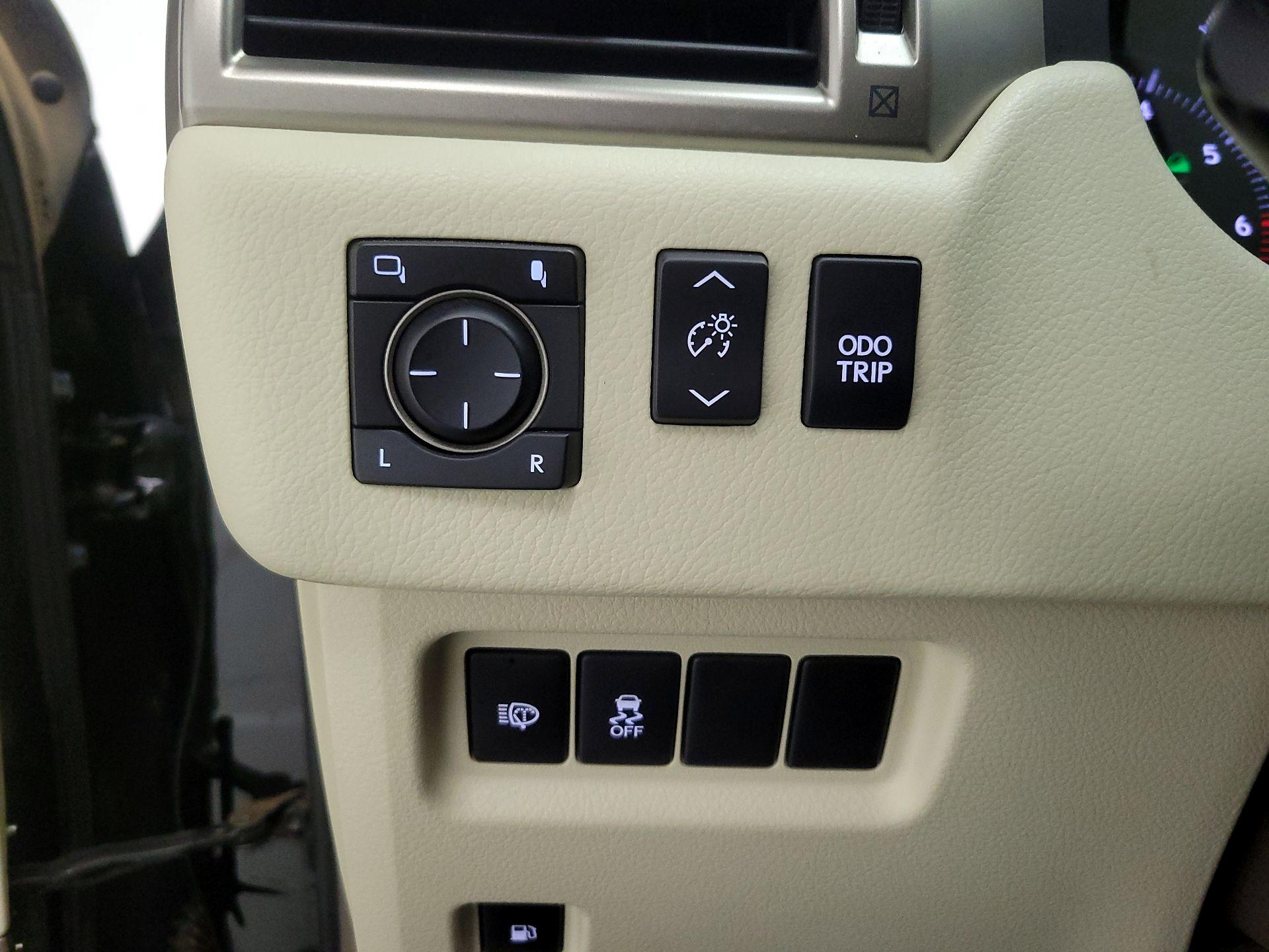 Thumbnail: 2019 Lexus GX - 13