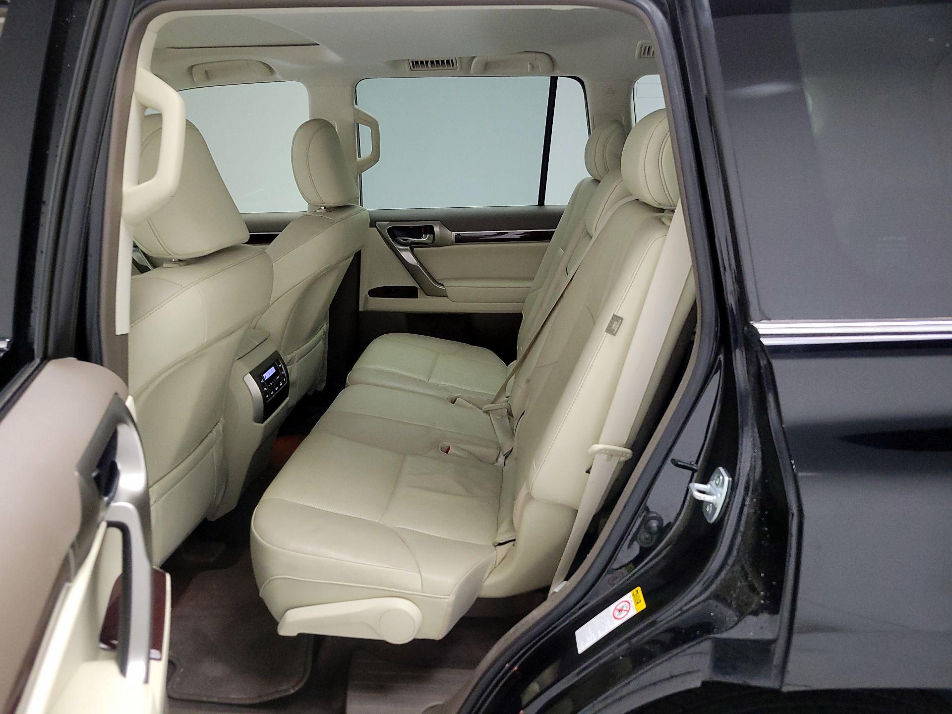 Thumbnail: 2019 Lexus GX - 20