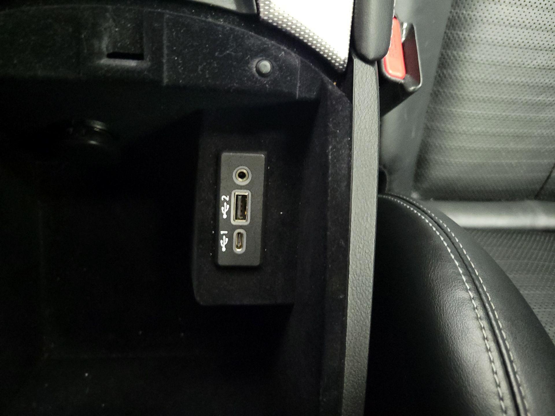 Thumbnail: 2020 INFINITI Q50 - 19