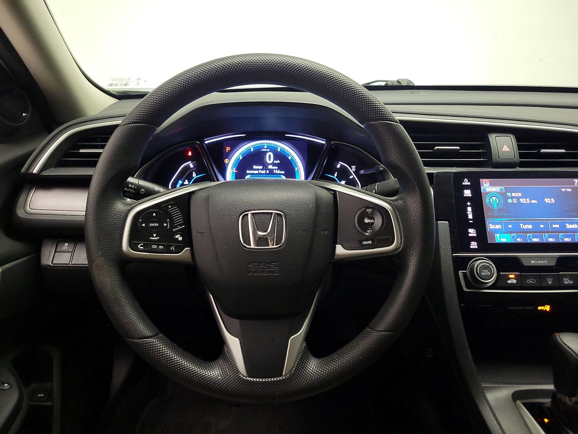 Thumbnail: 2016 Honda Civic - 10