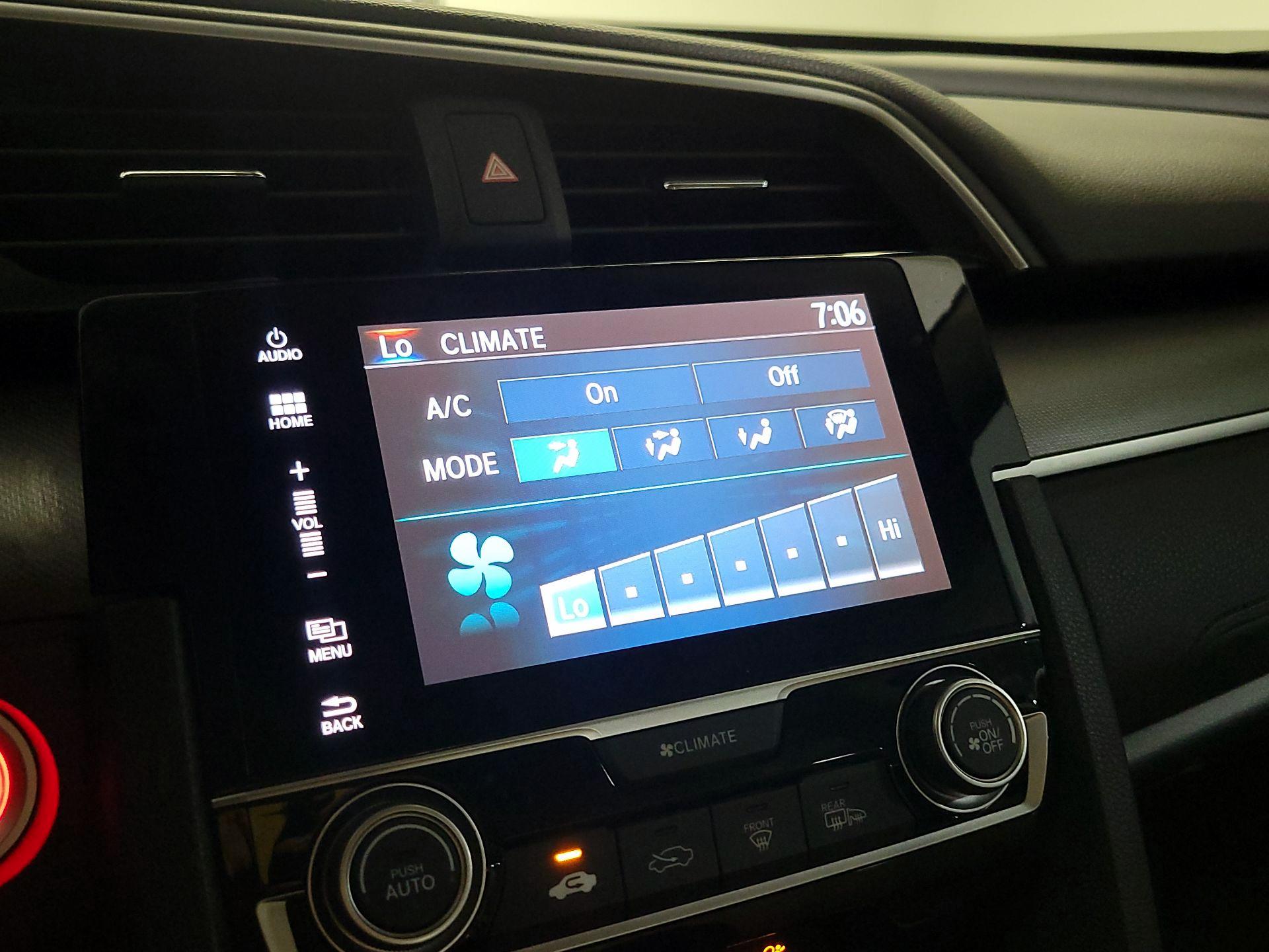 Thumbnail: 2016 Honda Civic - 16