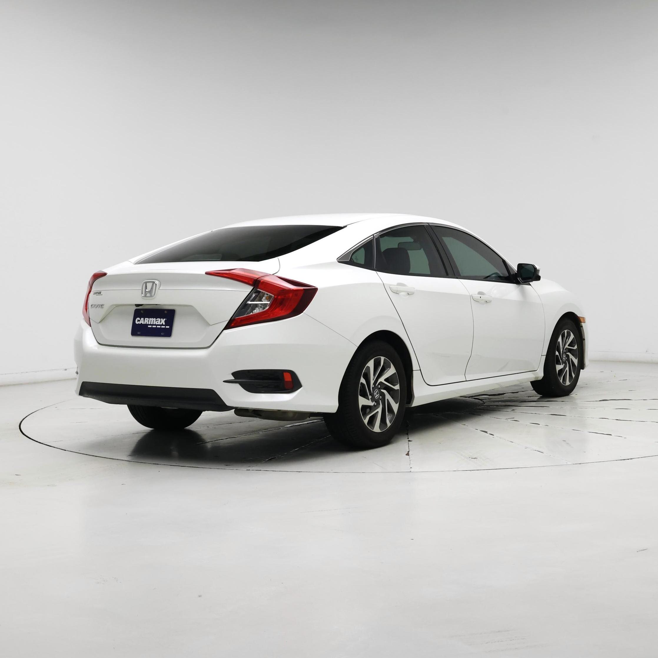 Thumbnail: 2016 Honda Civic - 8