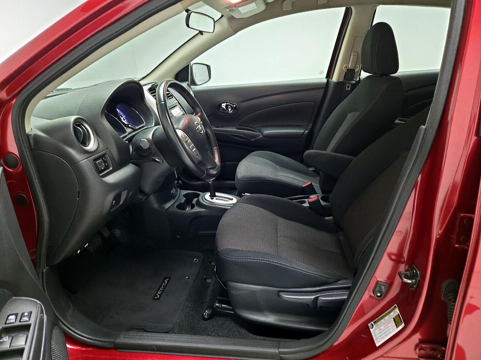 Thumbnail: 2018 Nissan Versa - 11