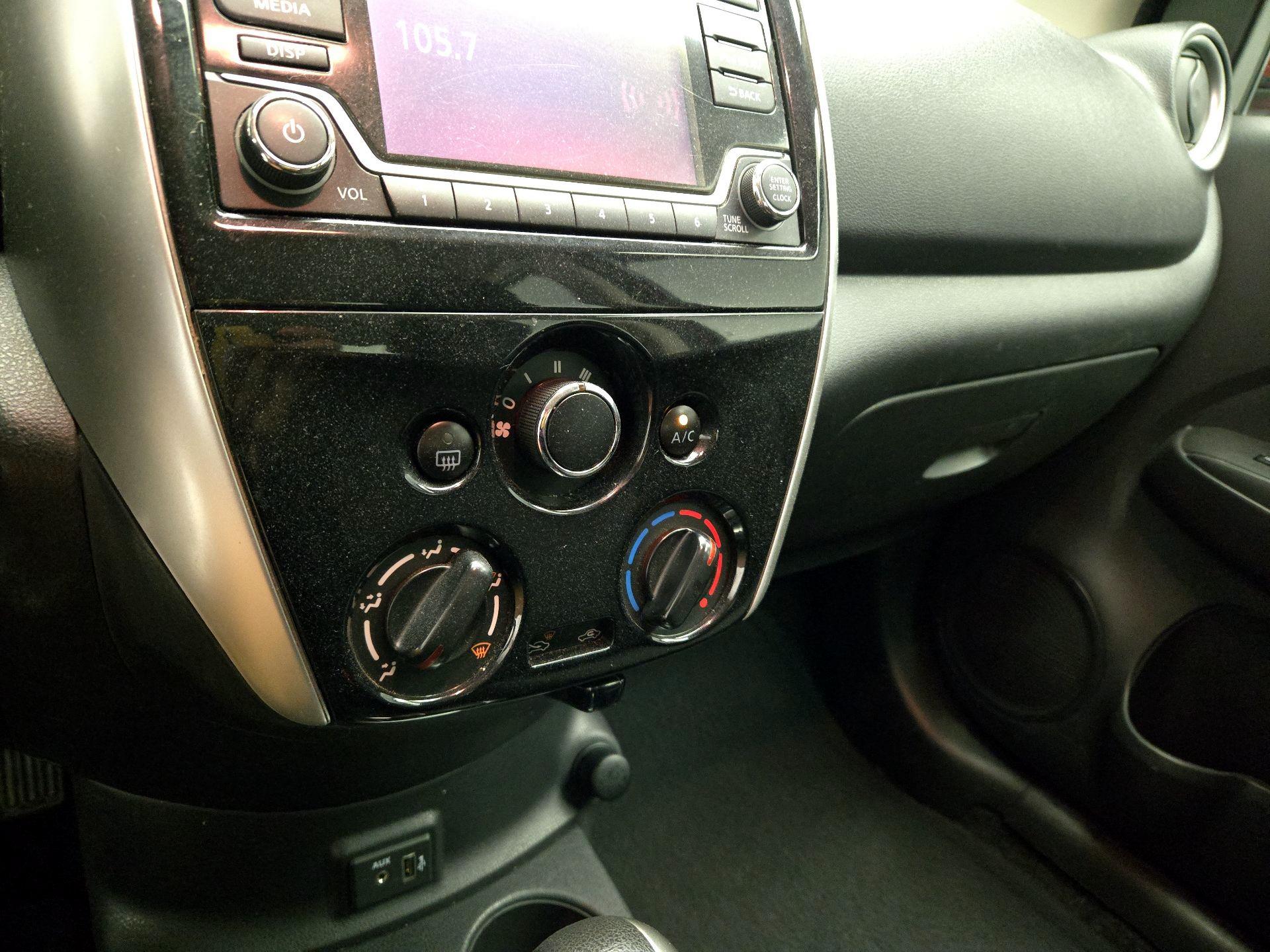 Thumbnail: 2018 Nissan Versa - 15