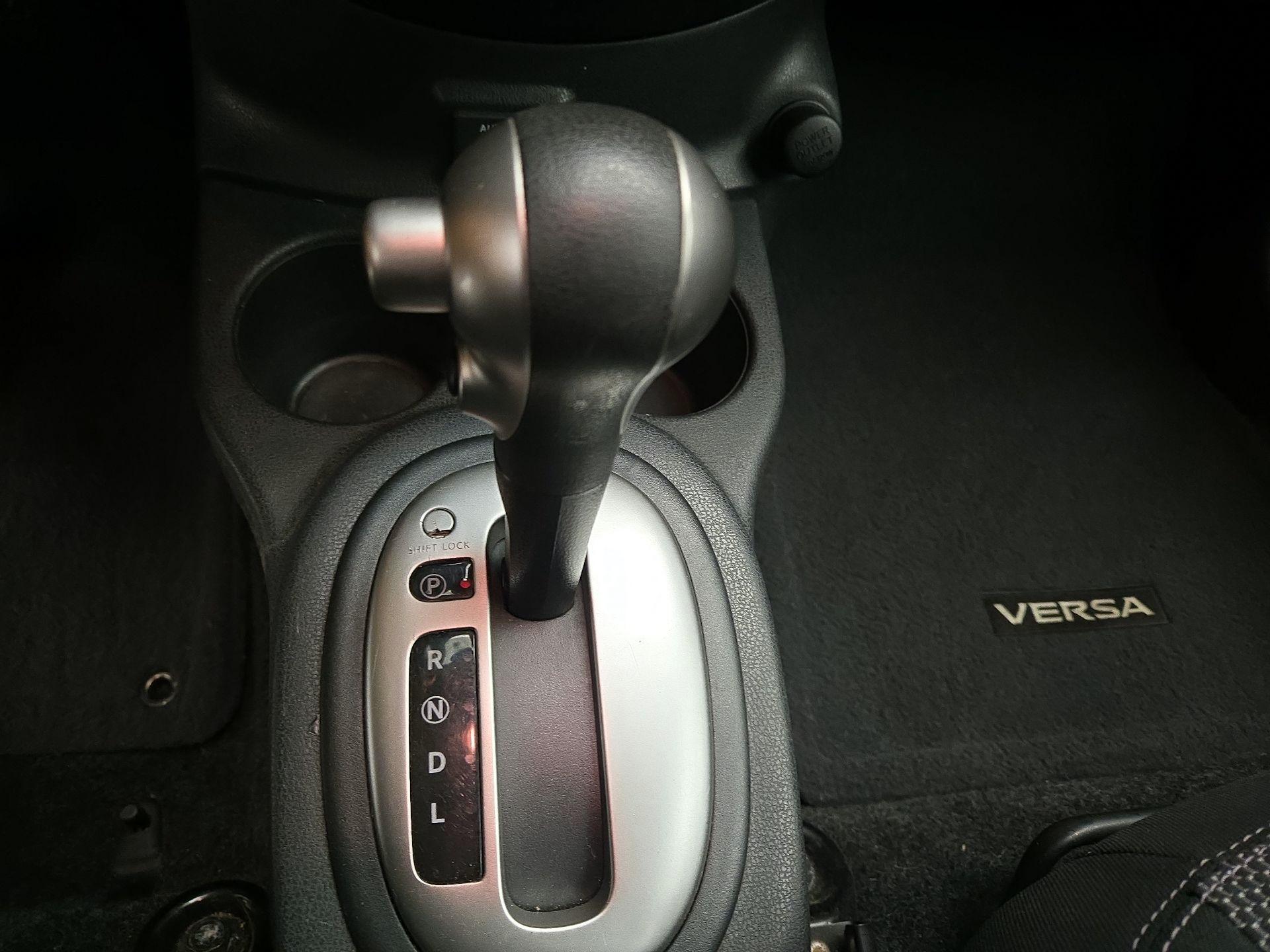 Thumbnail: 2018 Nissan Versa - 16