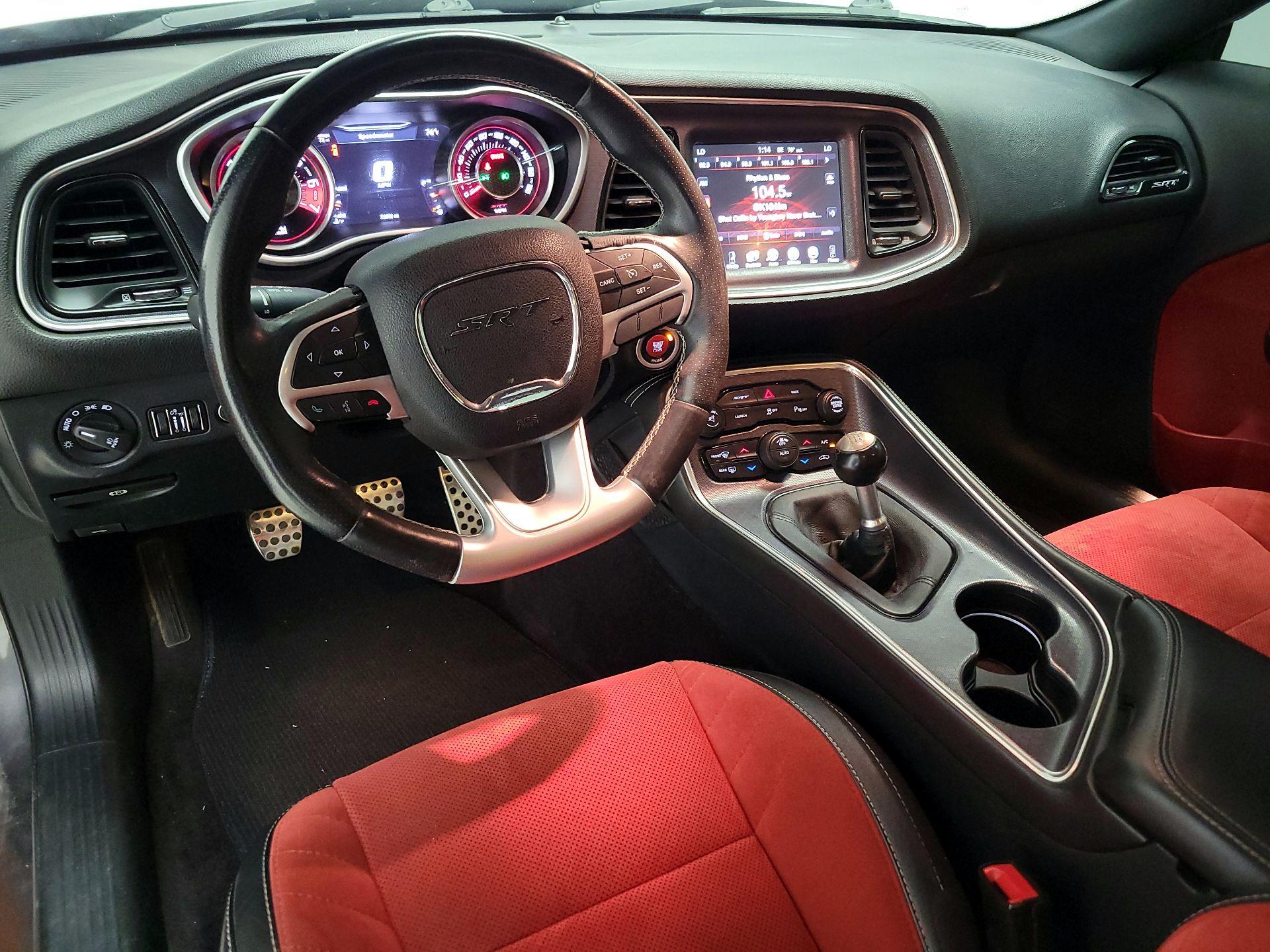Thumbnail: 2016 Dodge Challenger - 9