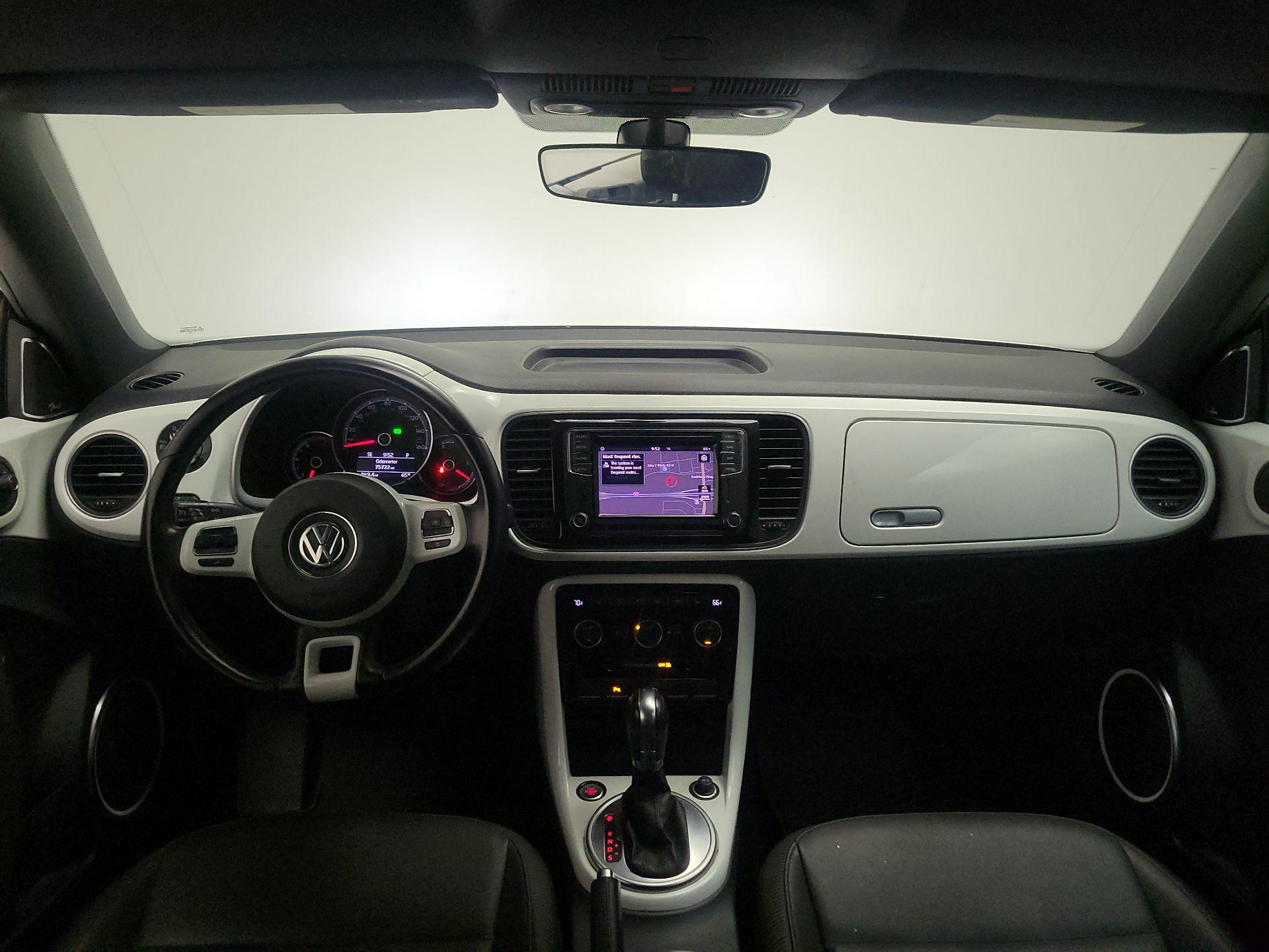 Thumbnail: 2018 Volkswagen Beetle - 9