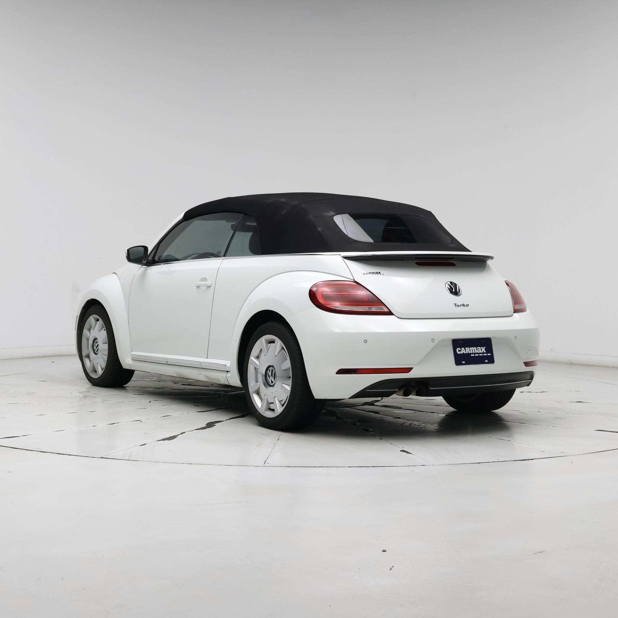 Thumbnail: 2018 Volkswagen Beetle - 2