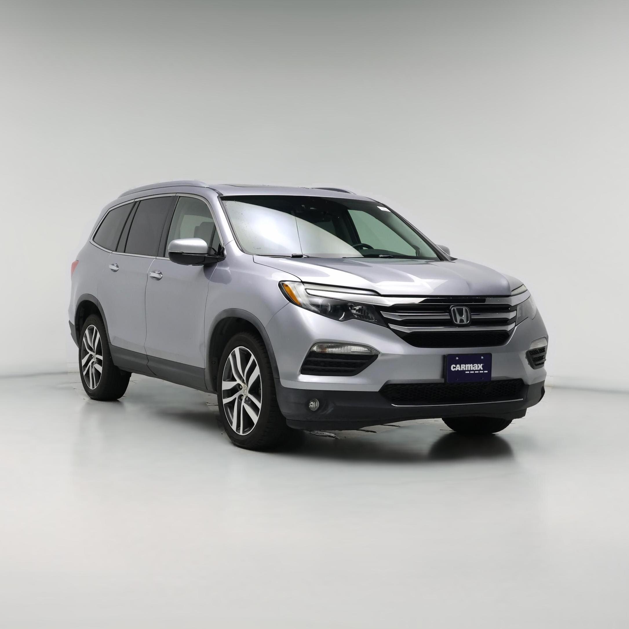 Thumbnail: 2017 Honda Pilot - 1