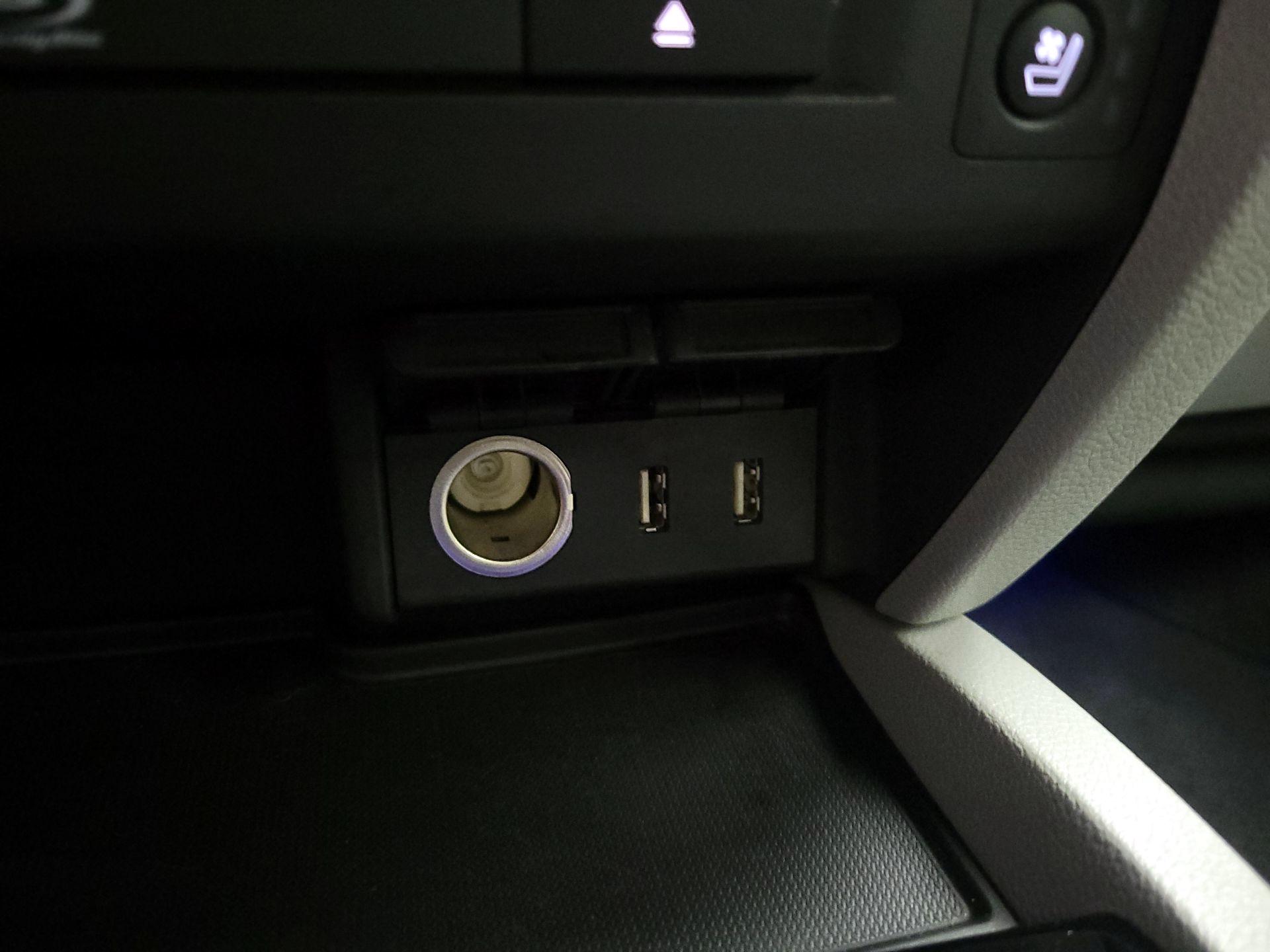 Thumbnail: 2017 Honda Pilot - 19