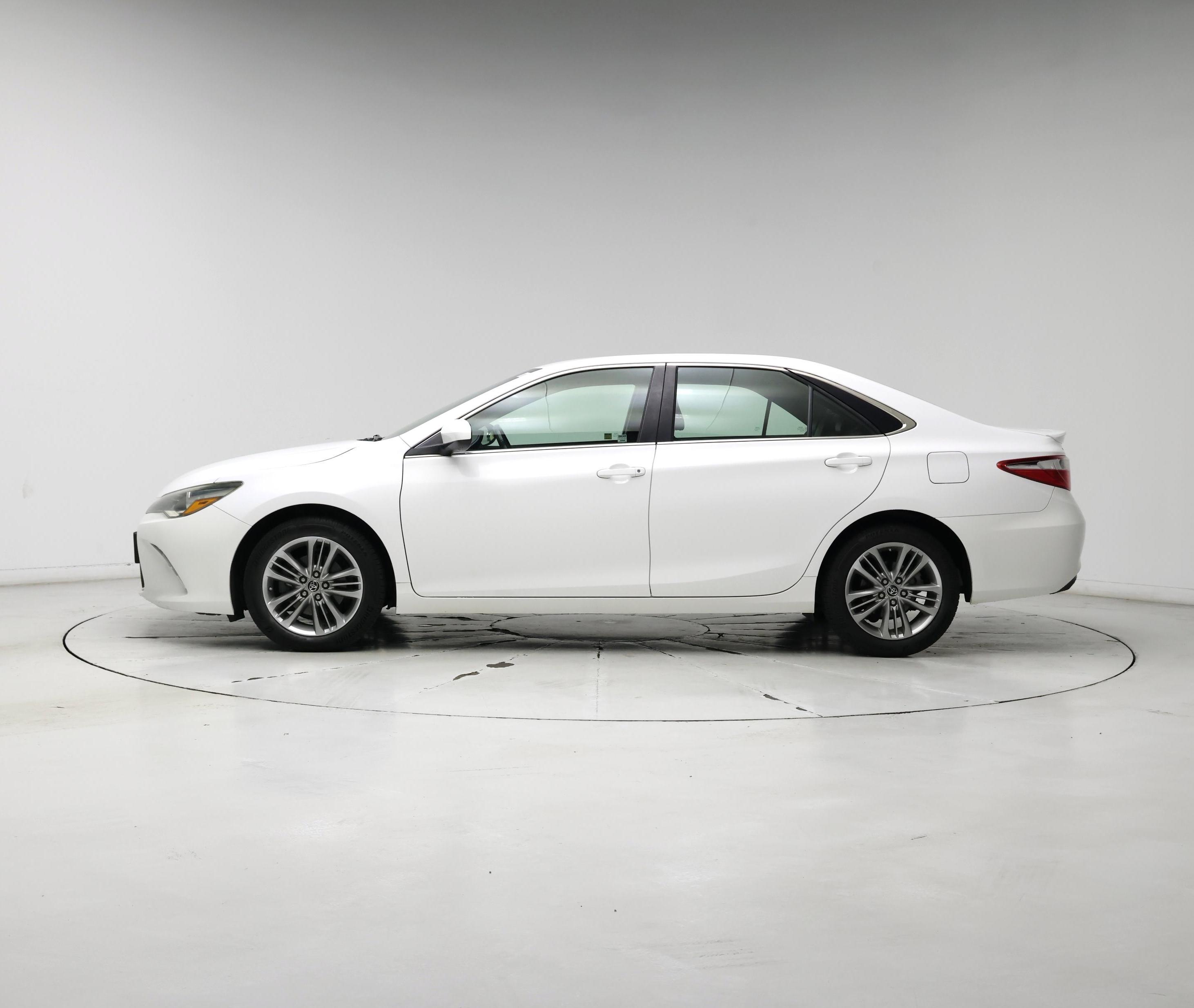 Thumbnail: 2015 Toyota Camry - 3