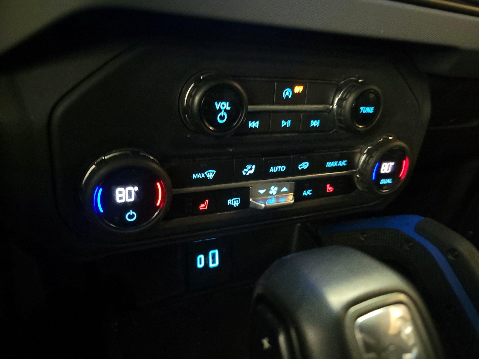 Thumbnail: 2023 Ford Bronco - 16