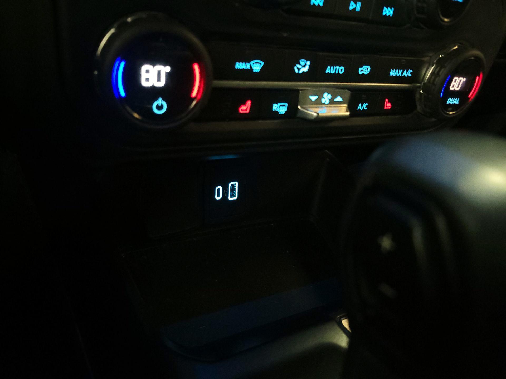 Thumbnail: 2023 Ford Bronco - 18