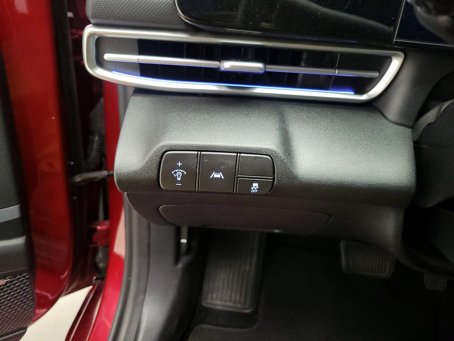 Thumbnail: 2023 Hyundai Elantra - 13