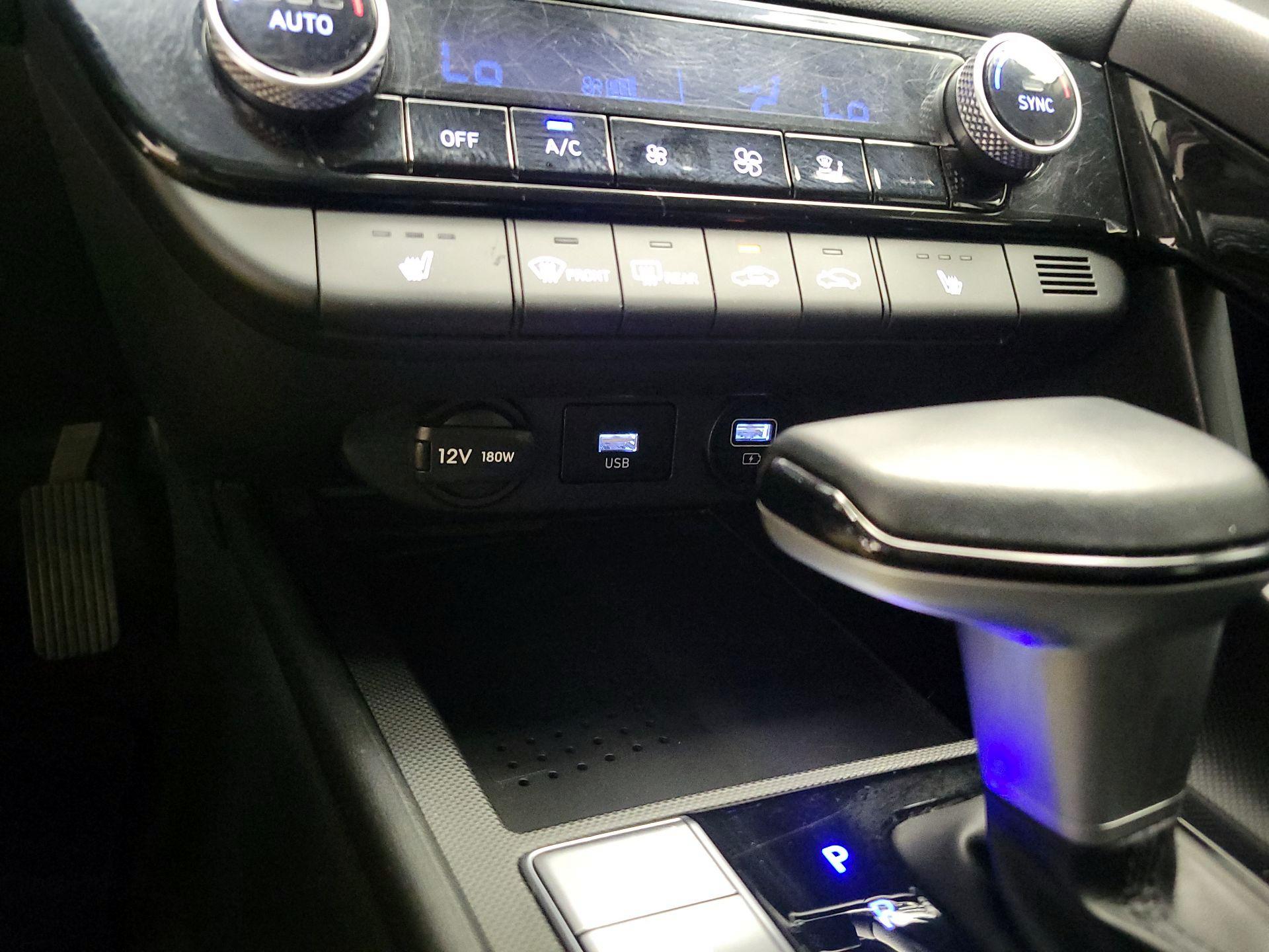 Thumbnail: 2023 Hyundai Elantra - 19