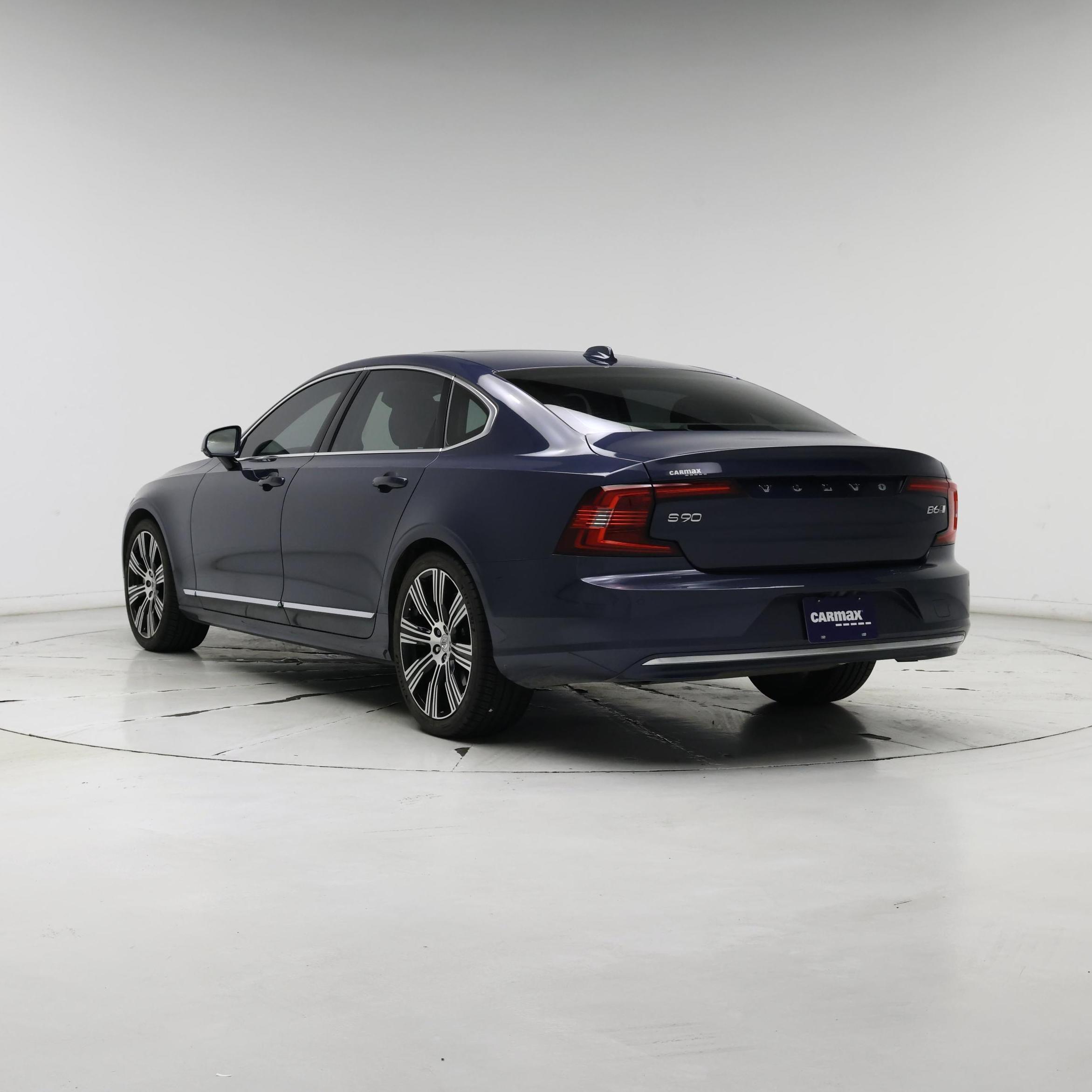 Thumbnail: 2023 Volvo S90 - 2